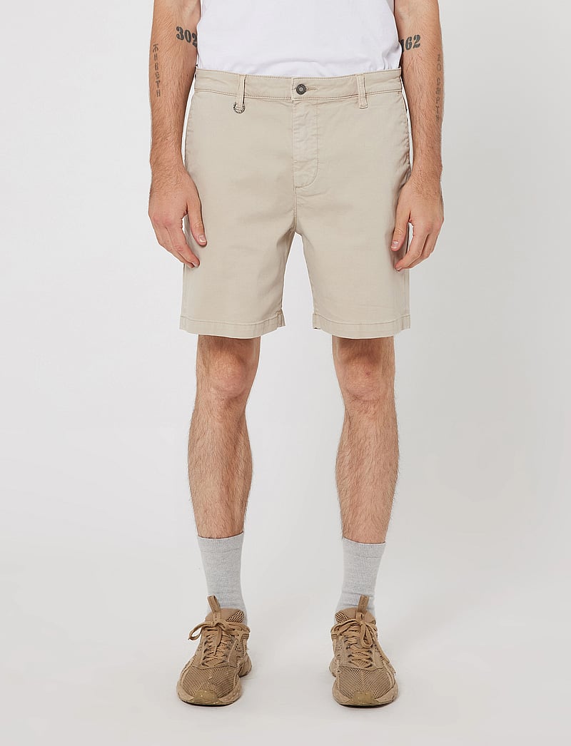NEUW - HUNTER SHORT SAHARA - casual shorts - beige - 0