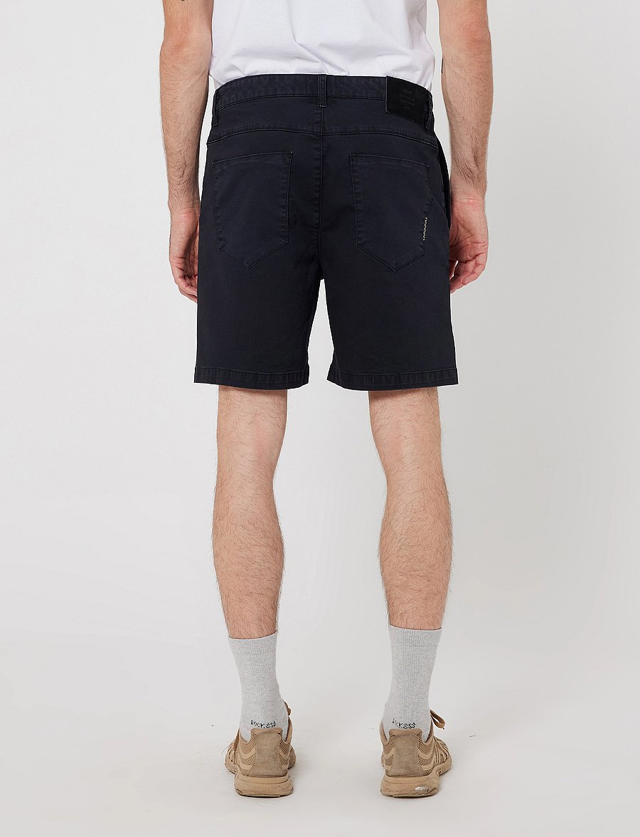 NEUW - HUNTER SHORT SAHARA - casual shorts - black - 3