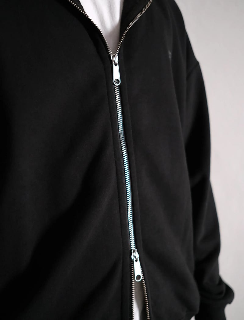 NEUW - NEUW WORDMARK HOODIE PEYOTE - kapuzenpullover - black - 3