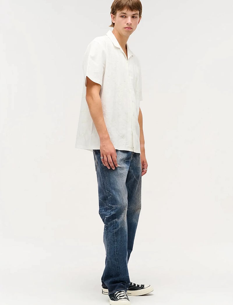 NEUW - THRACE EMBROIDERED SS SHIRTWHITE - kortärmade skjortor - white - 4