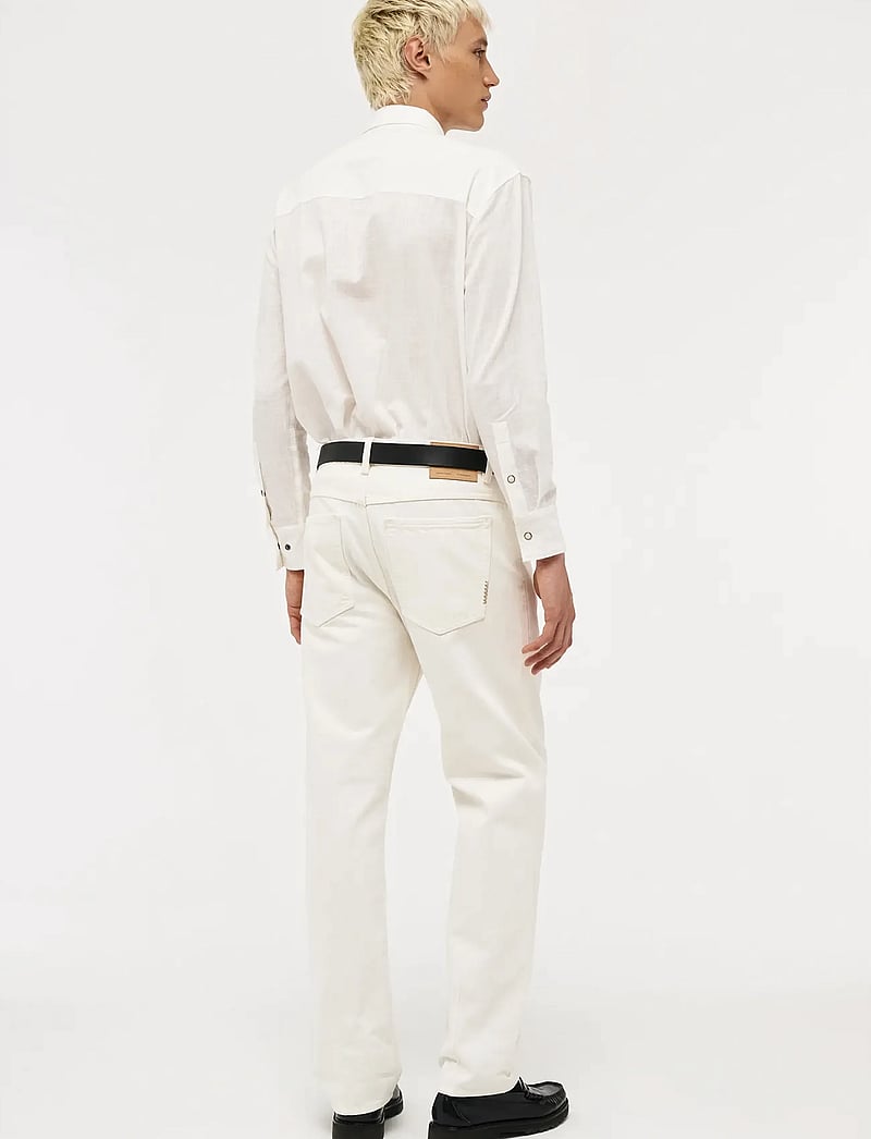 NEUW - LIAM RELAXED CHALK CHALK - loose jeans - beige - 4