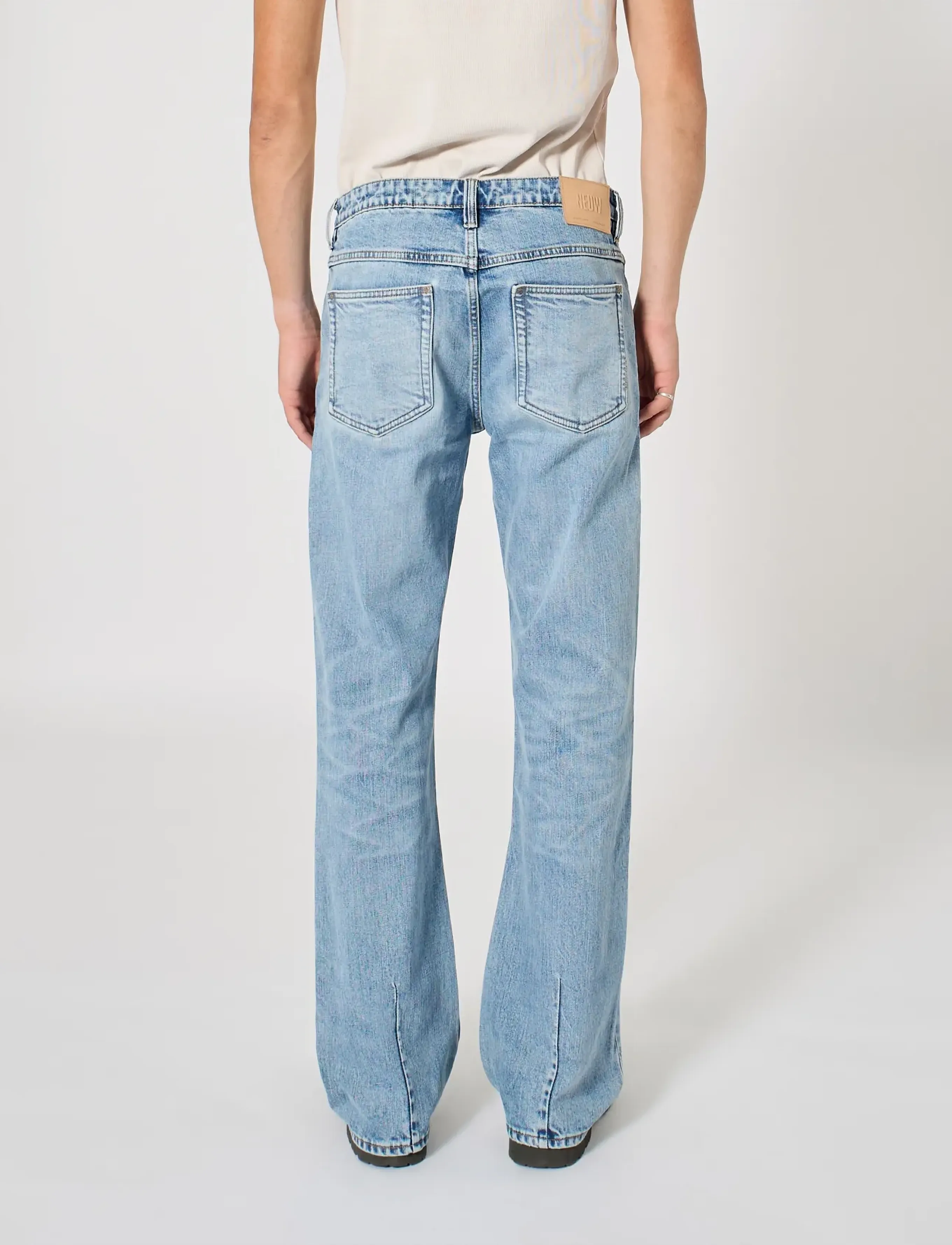 NEUW - JULIAN FLARE ASTRAL LIGHT INDIGO - regular jeans - blue - 4