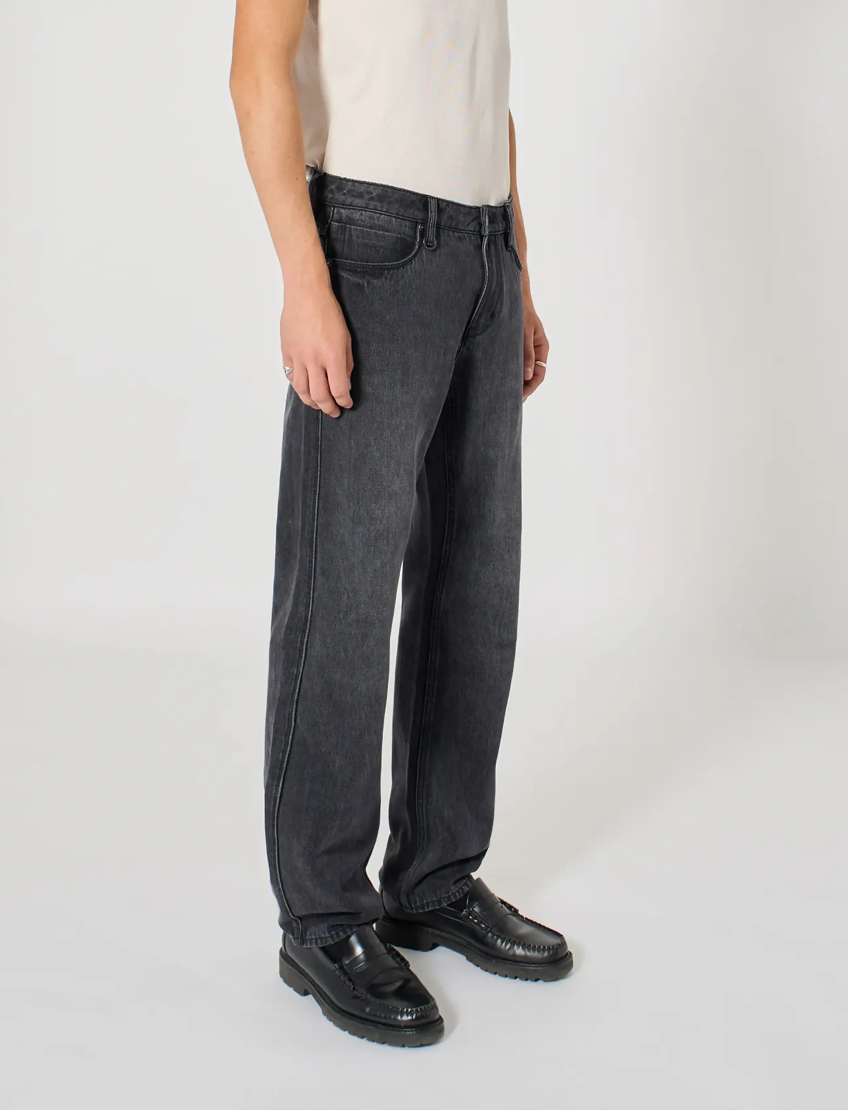 NEUW - LIAM RELAXED COSMOVINTAGE BLACK - loose jeans - black - 3