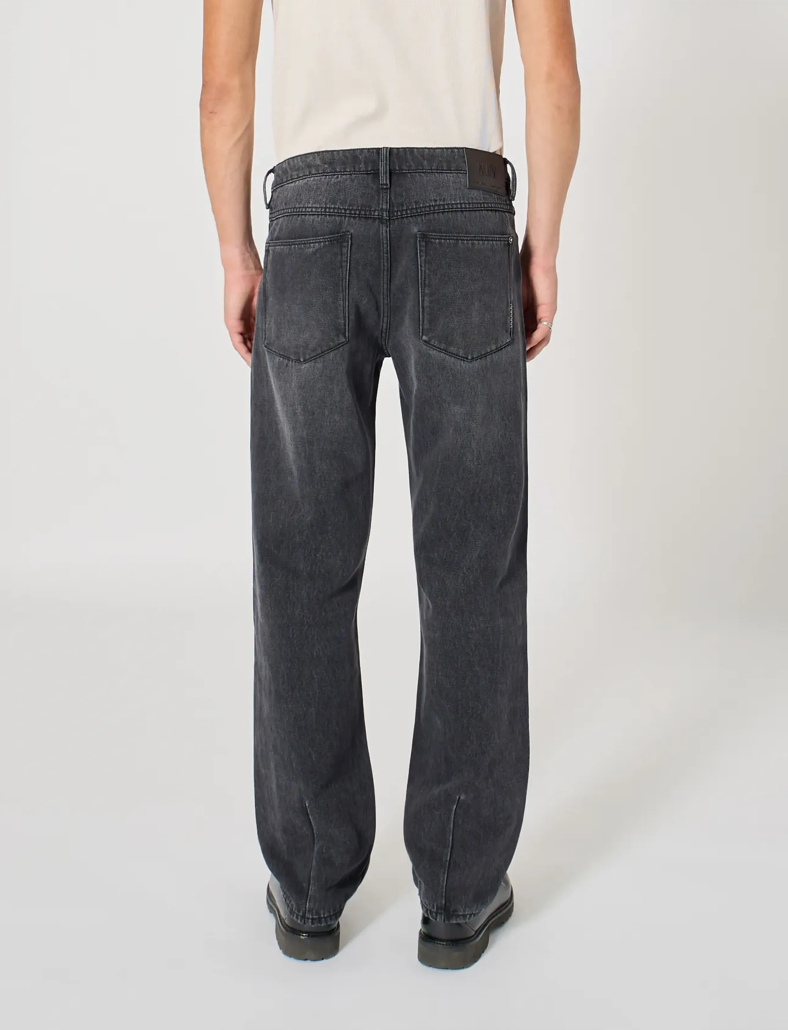 NEUW - LIAM RELAXED COSMOVINTAGE BLACK - loose jeans - black - 4