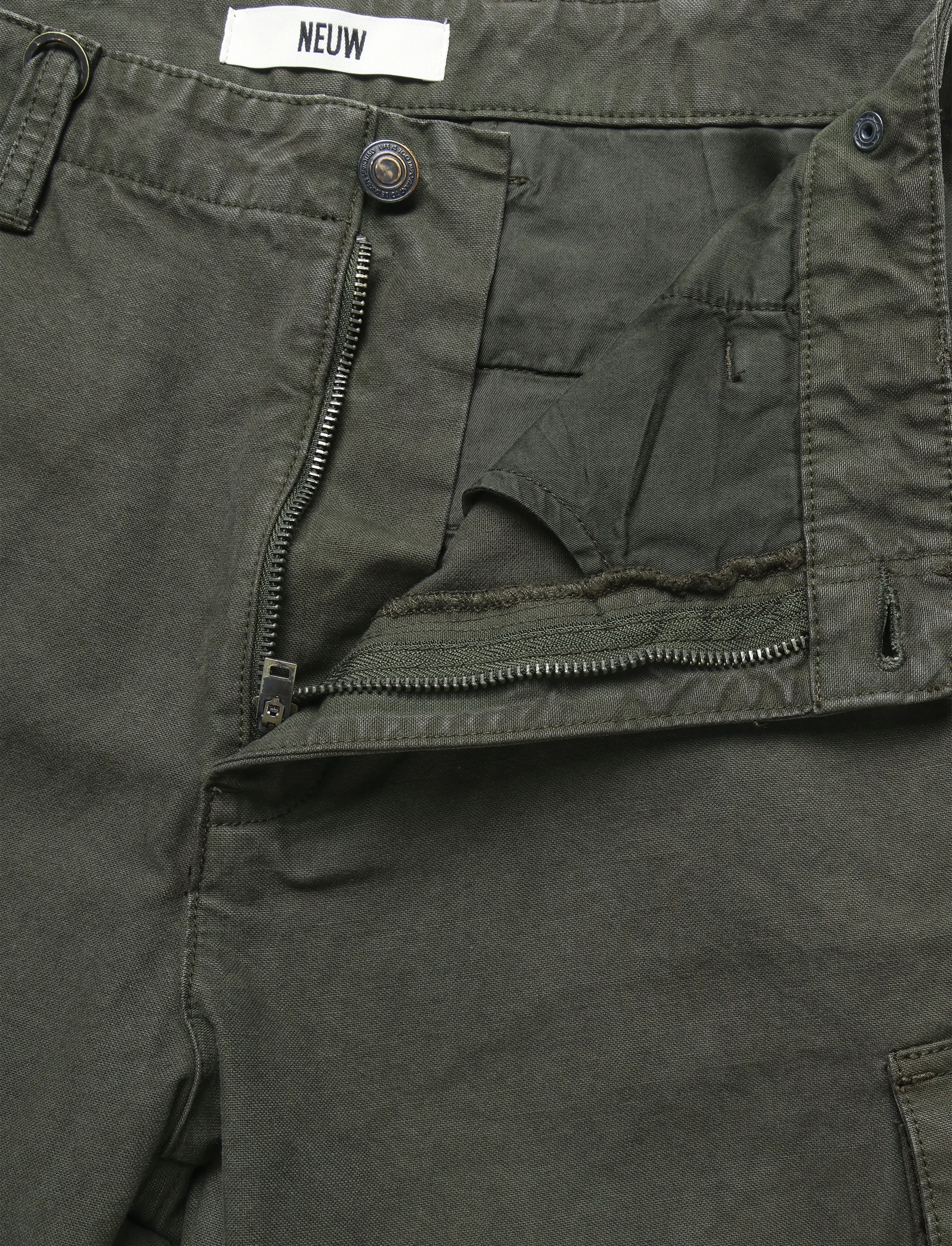 NEUW - LANG N59 COCOON DARK MILITARY - cargo-püksid - green - 5