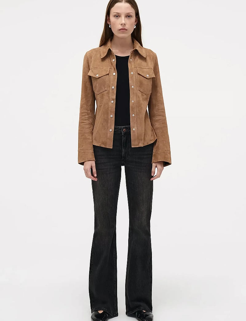 NEUW - KARA BOOT MARMONT WASHED BLACK - bootcut jeans - black - 0