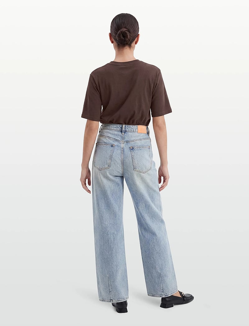 NEUW - YOKO BAGGY RUNWAYLIGHT VINTAGE INDIGO - hosen mit weitem bein - blue - 4
