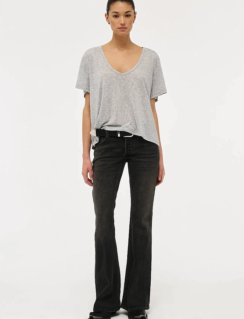 NEUW - HANNE BELL CHATEAU WASHED BLACK - flared jeans - black - 0