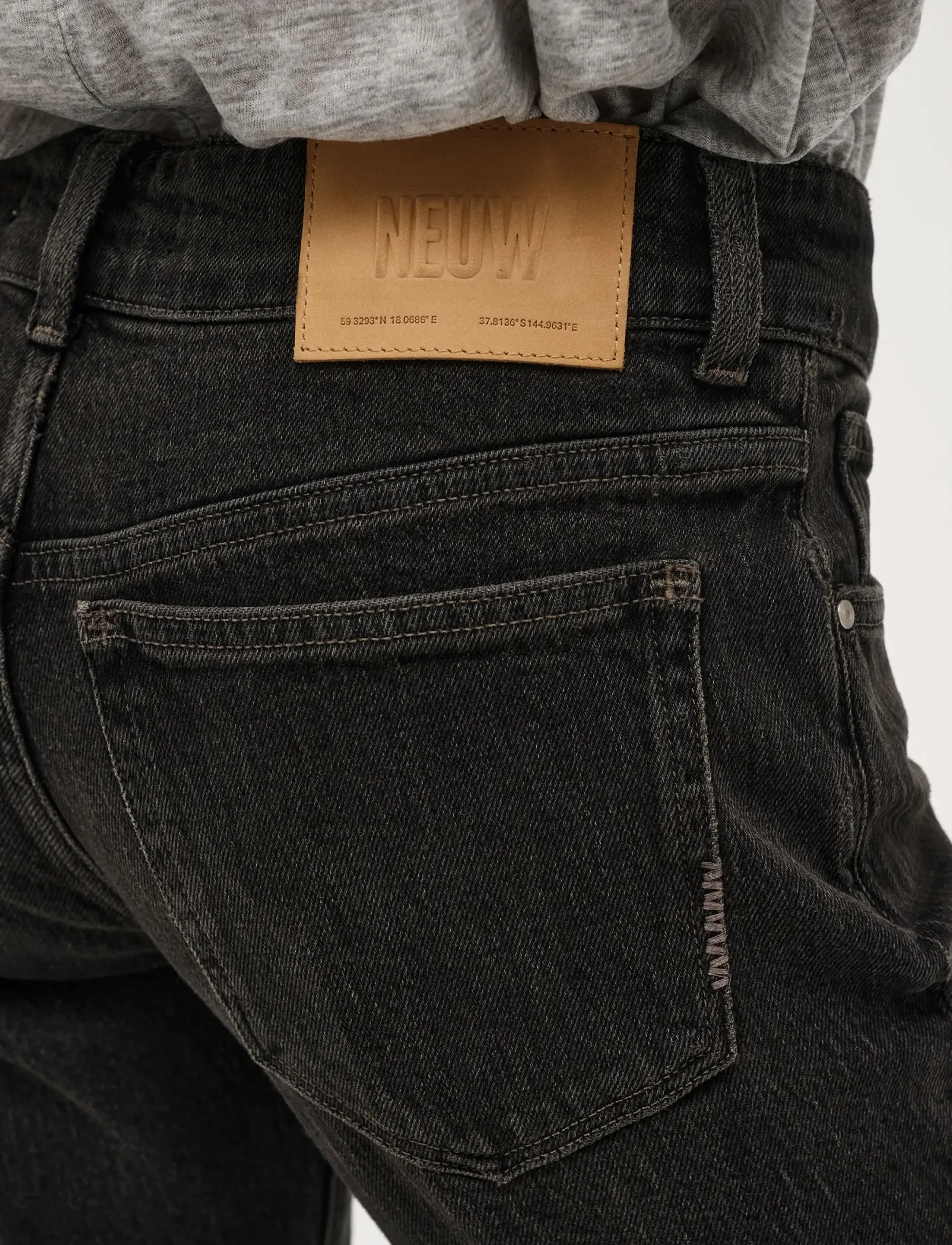 NEUW - HANNE BELL CHATEAU WASHED BLACK - flared jeans - black - 5