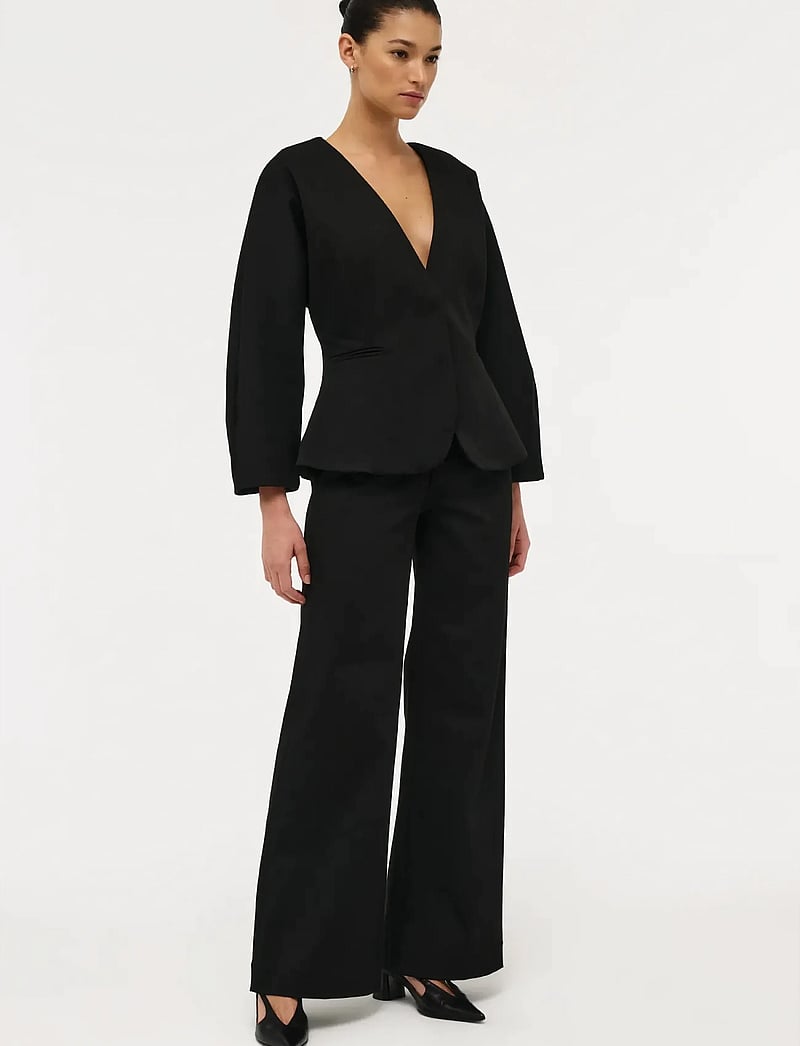 NEUW - SCULPT SCUBA JACKETBLACK - enkelknäppta kavajer - black - 3