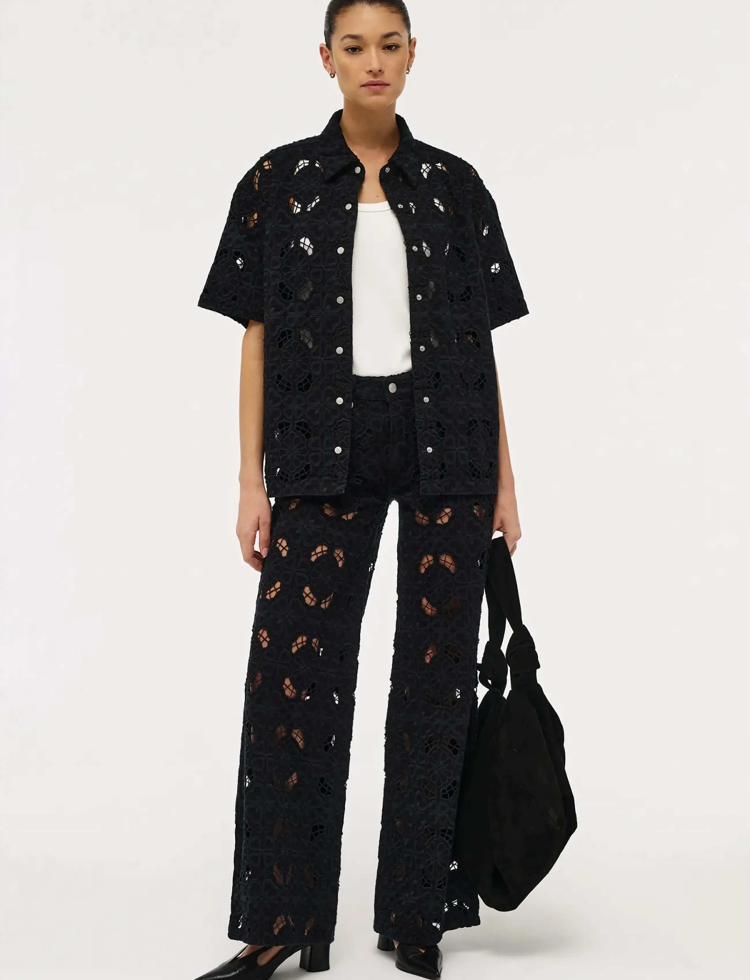 NEUW Eva Wide Fiore Embroideryblue Black, 29 x 32, Black, Jeans > Vidde, Dame