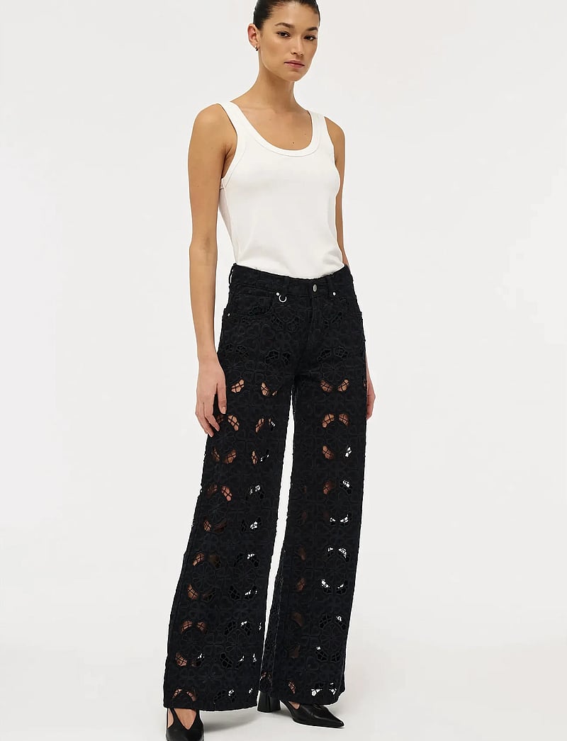NEUW - EVA WIDE FIORE EMBROIDERYBLUE BLACK - brede jeans - black - 4