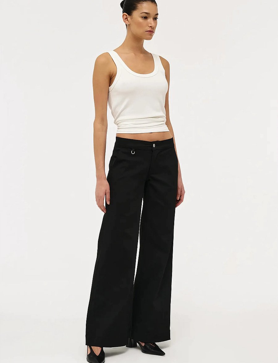 NEUW - EVA LOW SCUBA BLACKBLACK - raka byxor - black - 3