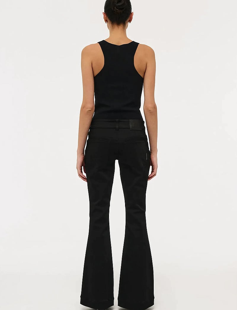 NEUW - HANNE BELL SCUBA BLACKBLACK - schlaghosen - black - 4