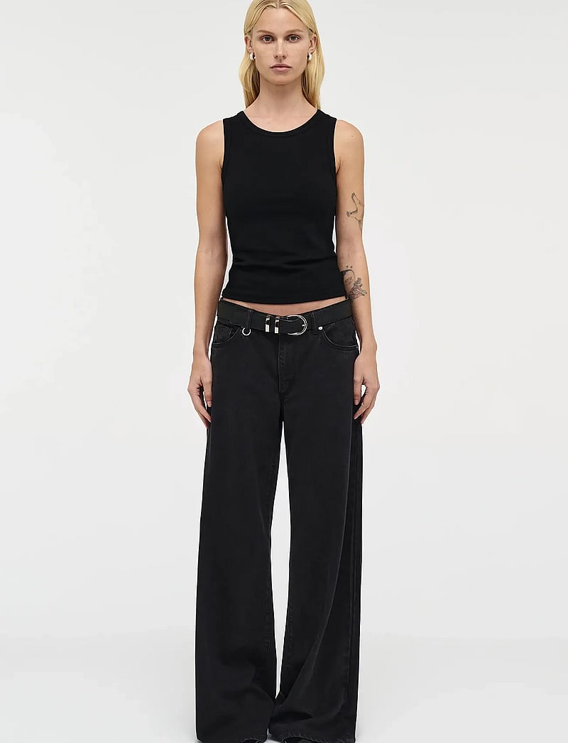 NEUW - MILLA WIDE BLACKOUTWASHED BLACK - brede jeans - black - 0