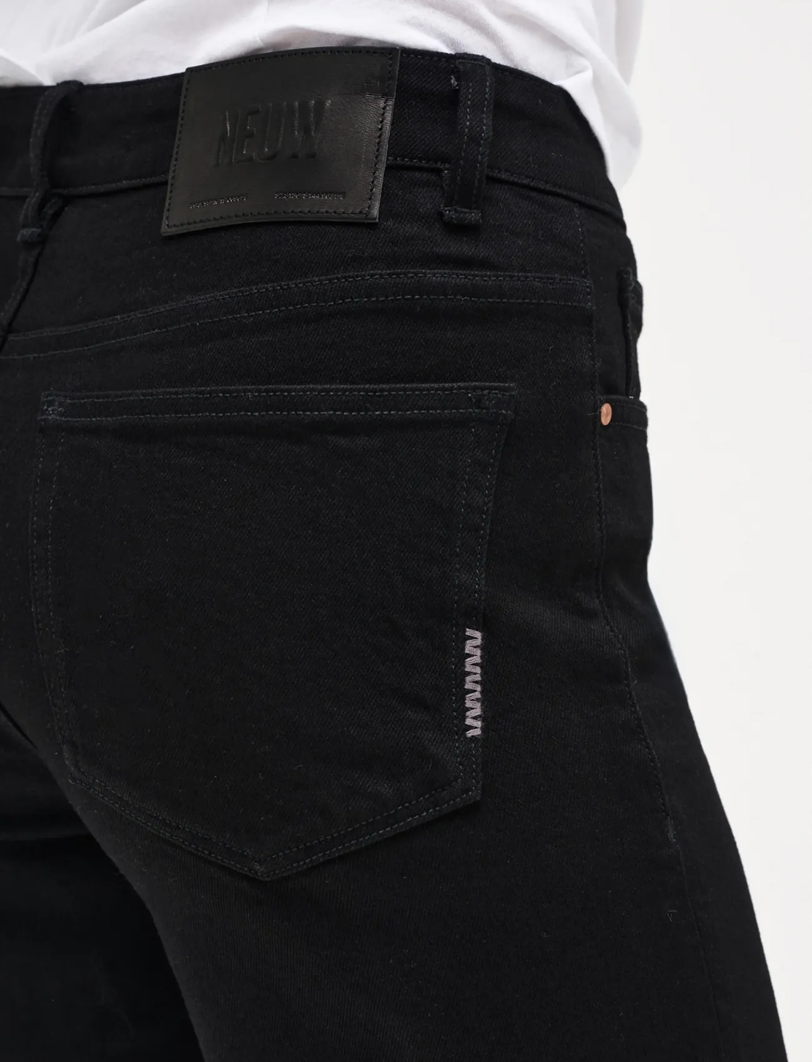 NEUW - EVA WIDE SOMBRESHARP BLACK - vida jeans - black - 5