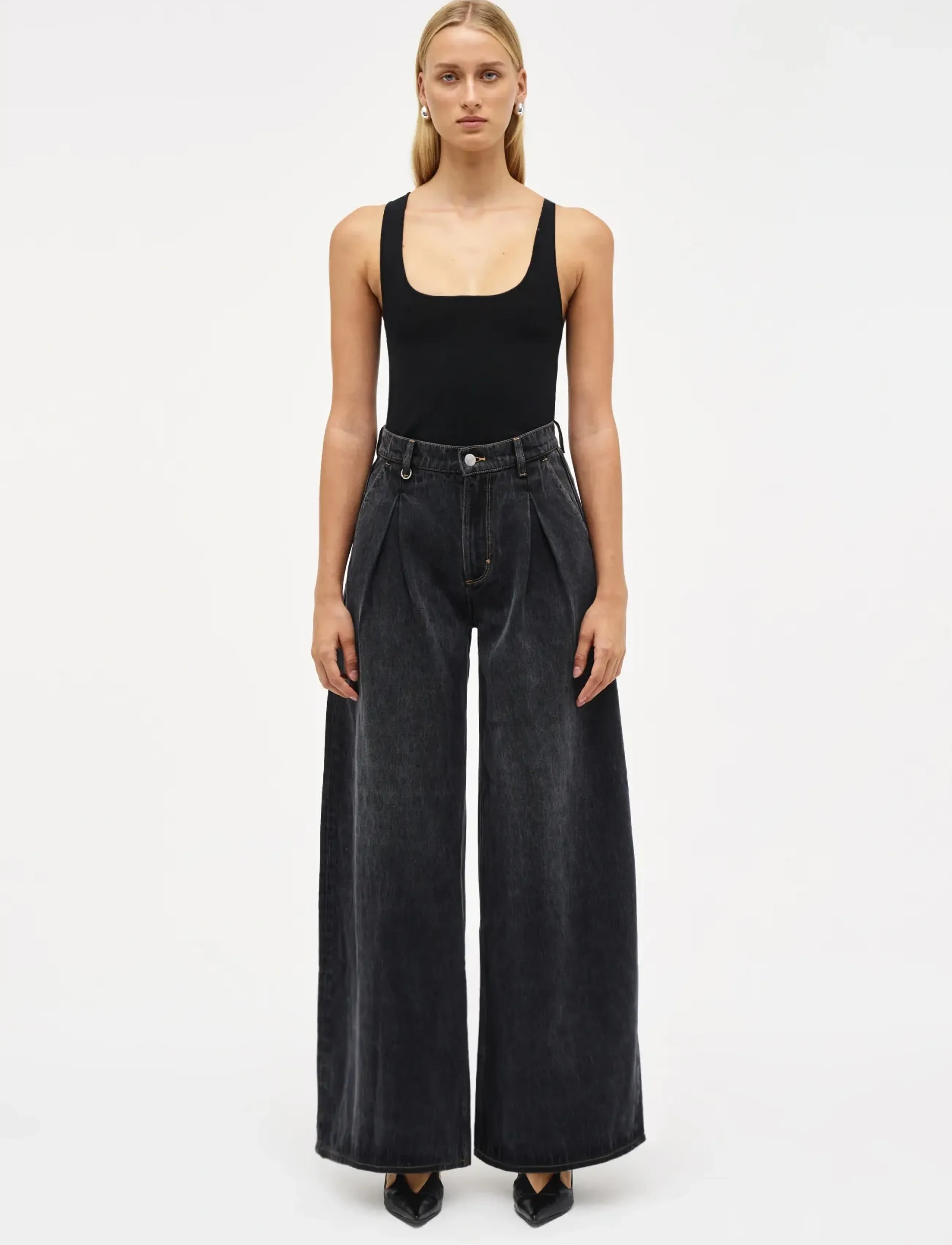 NEUW - MIMI SUPER BARREL COSMOSWASHED BLACK - barrel jeans - black - 3