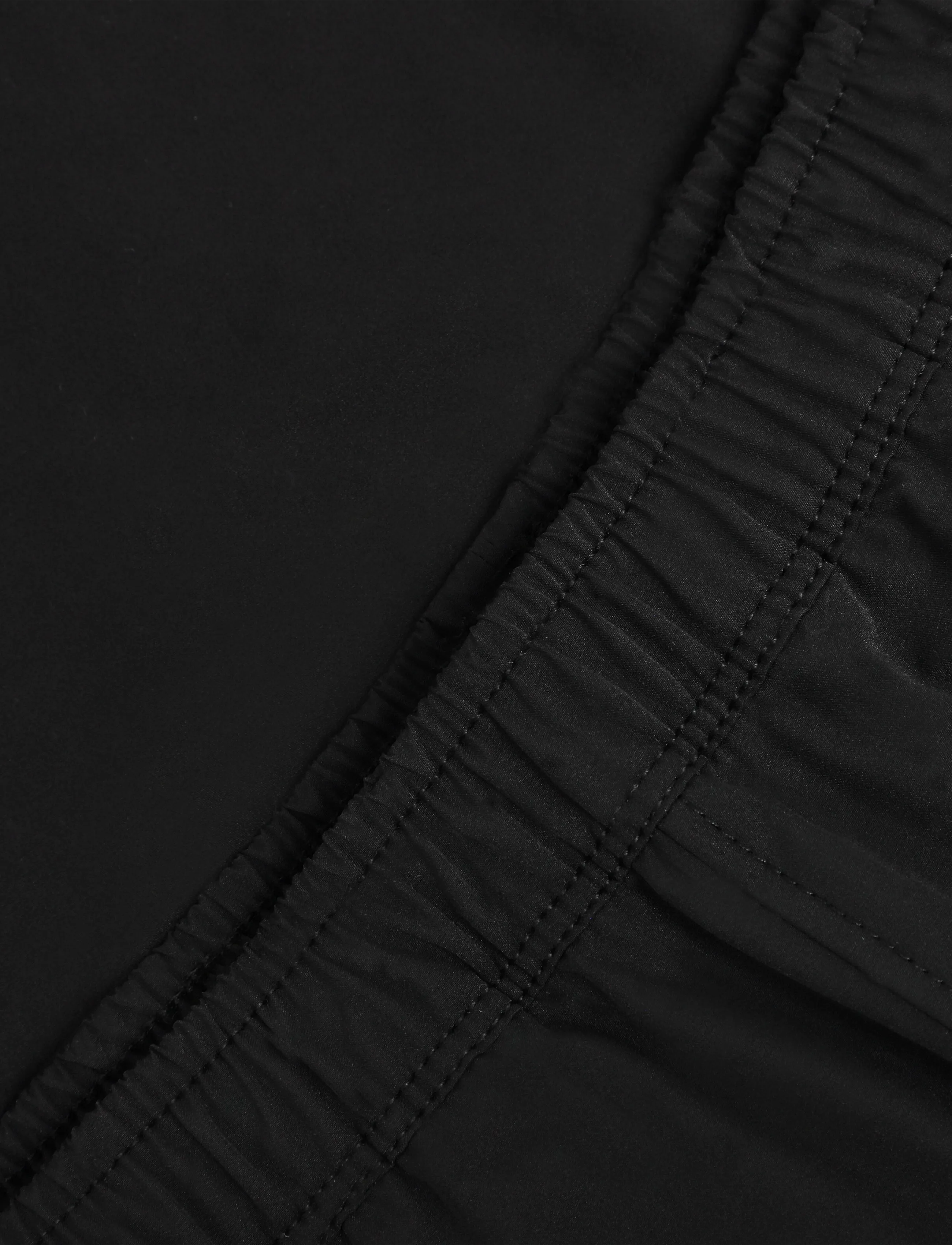 New Balance - NB Athletics Short - nb caviar - 2