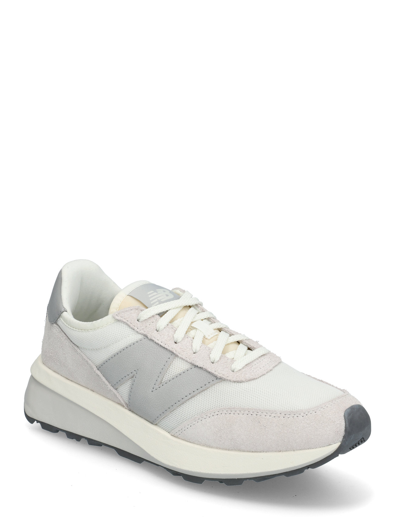 New Balance New Balance 370 Core+ - - 41.5 1