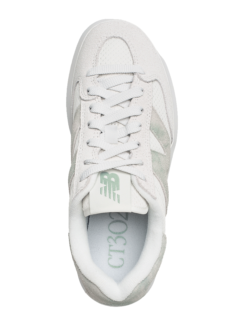 New Balance - New Balance CT302 - chunky sneakers - reflection - 3