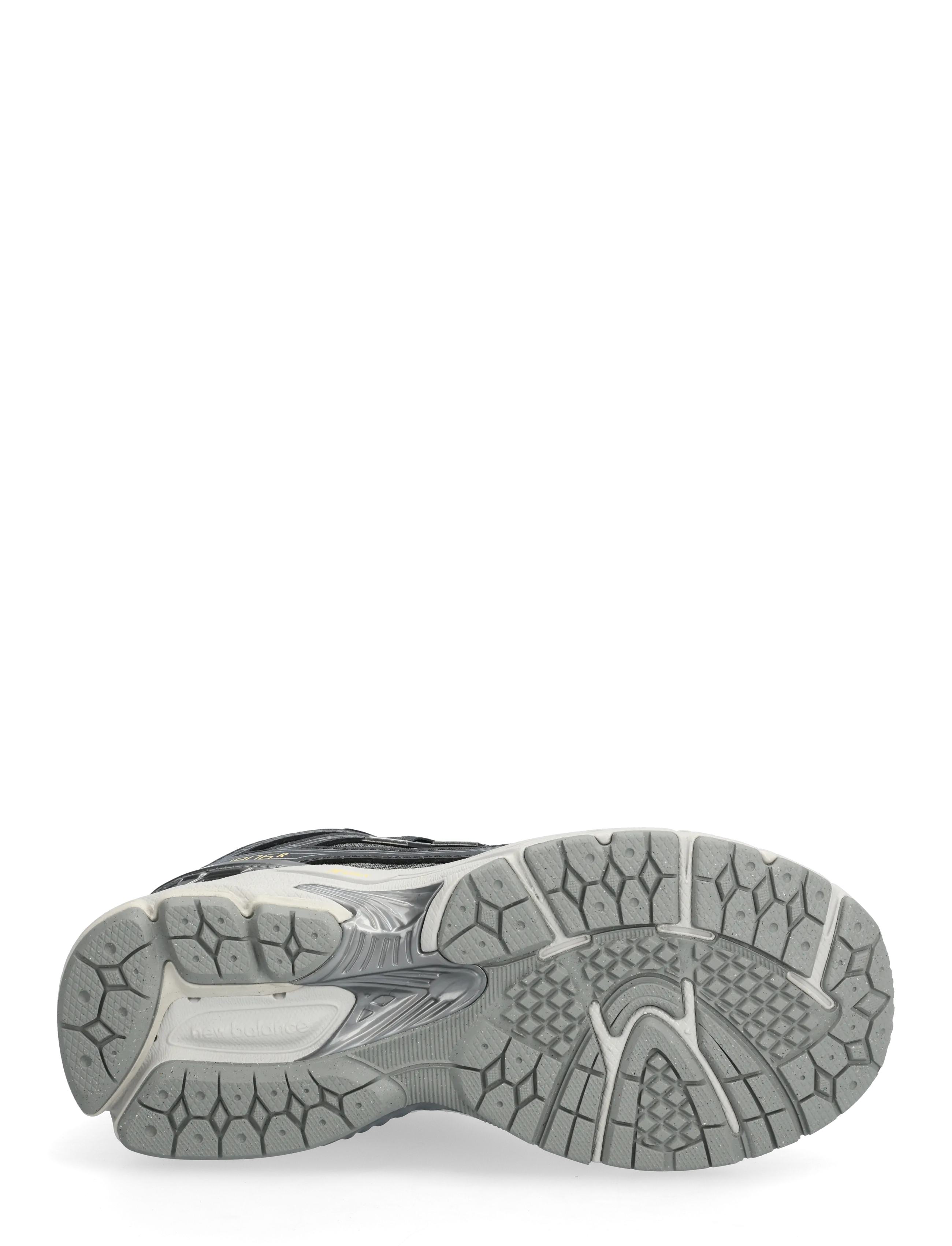 New Balance - New Balance 1906 Kids Lace - lave sneakers - dark silver metallic - 4