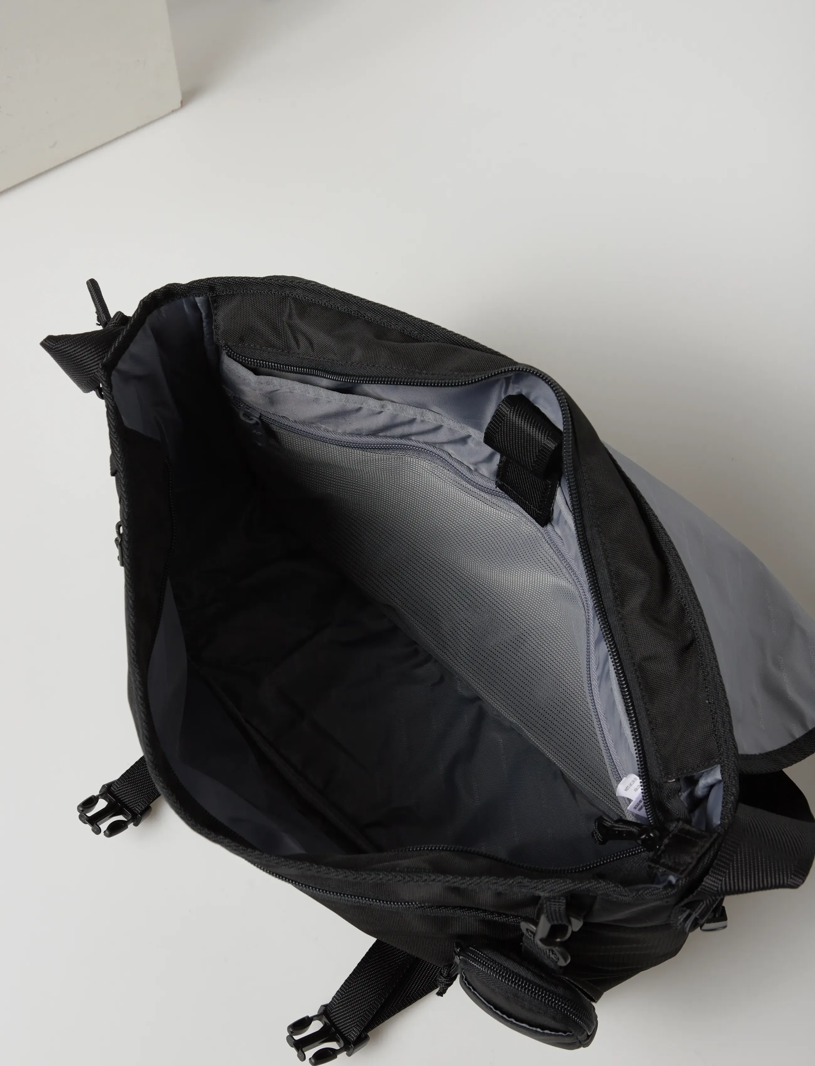 New Balance - Athletics Messenger - sport - black - 4