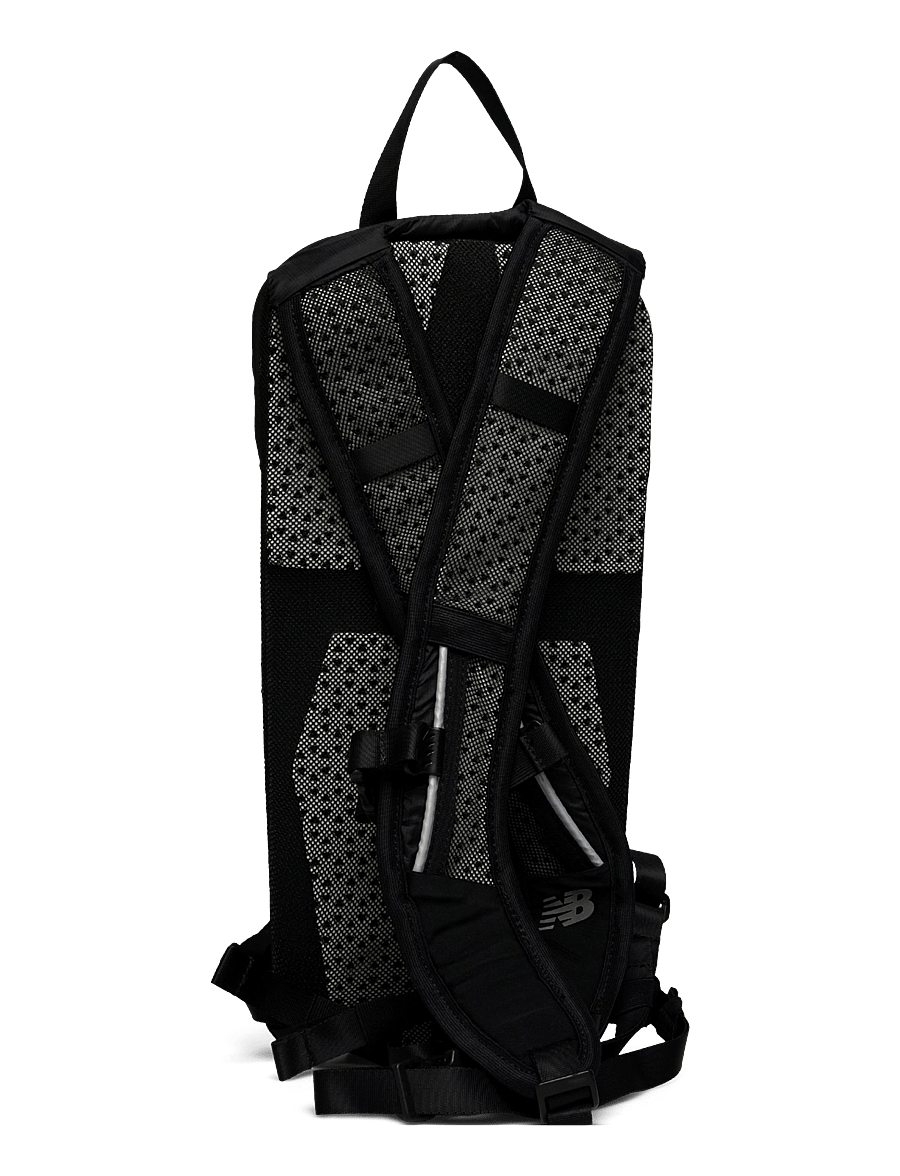 New Balance - Performance 4L Hydration Backpack - sportryggsäckar - black - 1