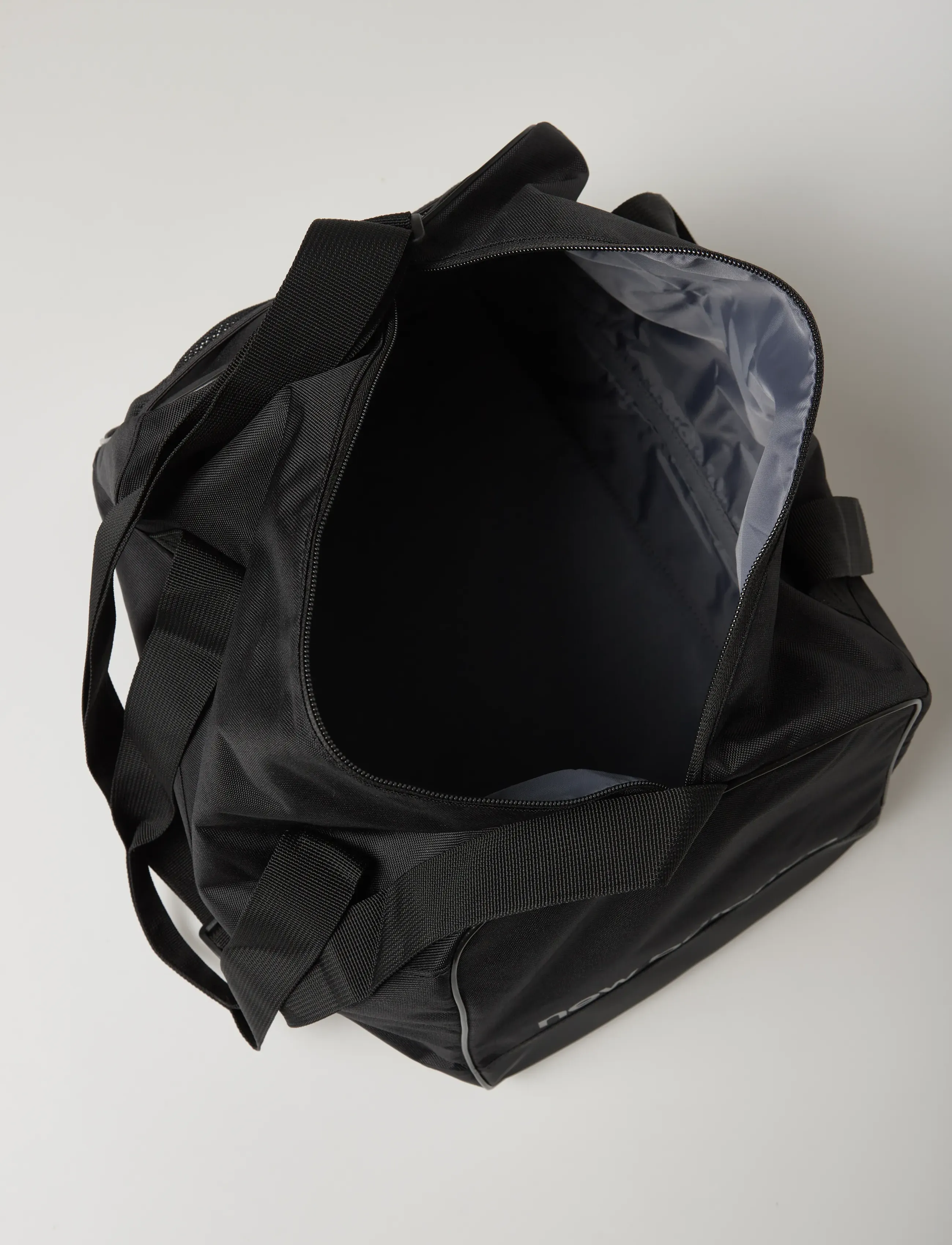 New Balance - Essential Small Duffel - black - 5