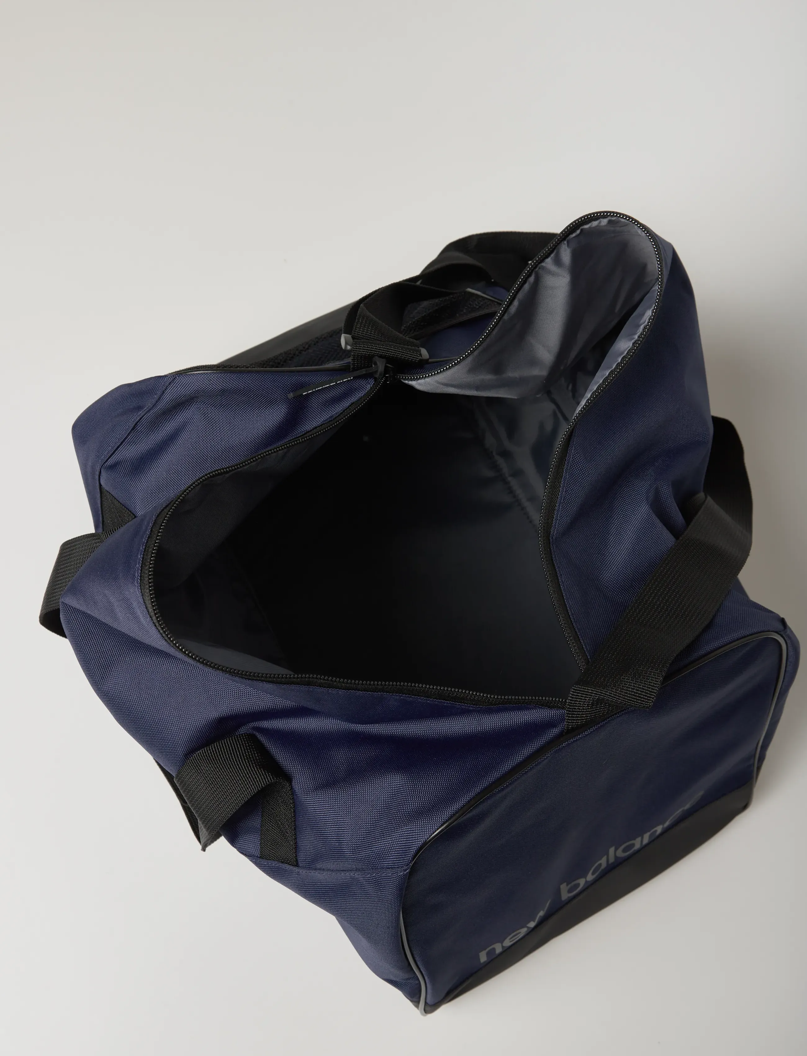 New Balance - Essential Medium Duffel - nb navy - 5