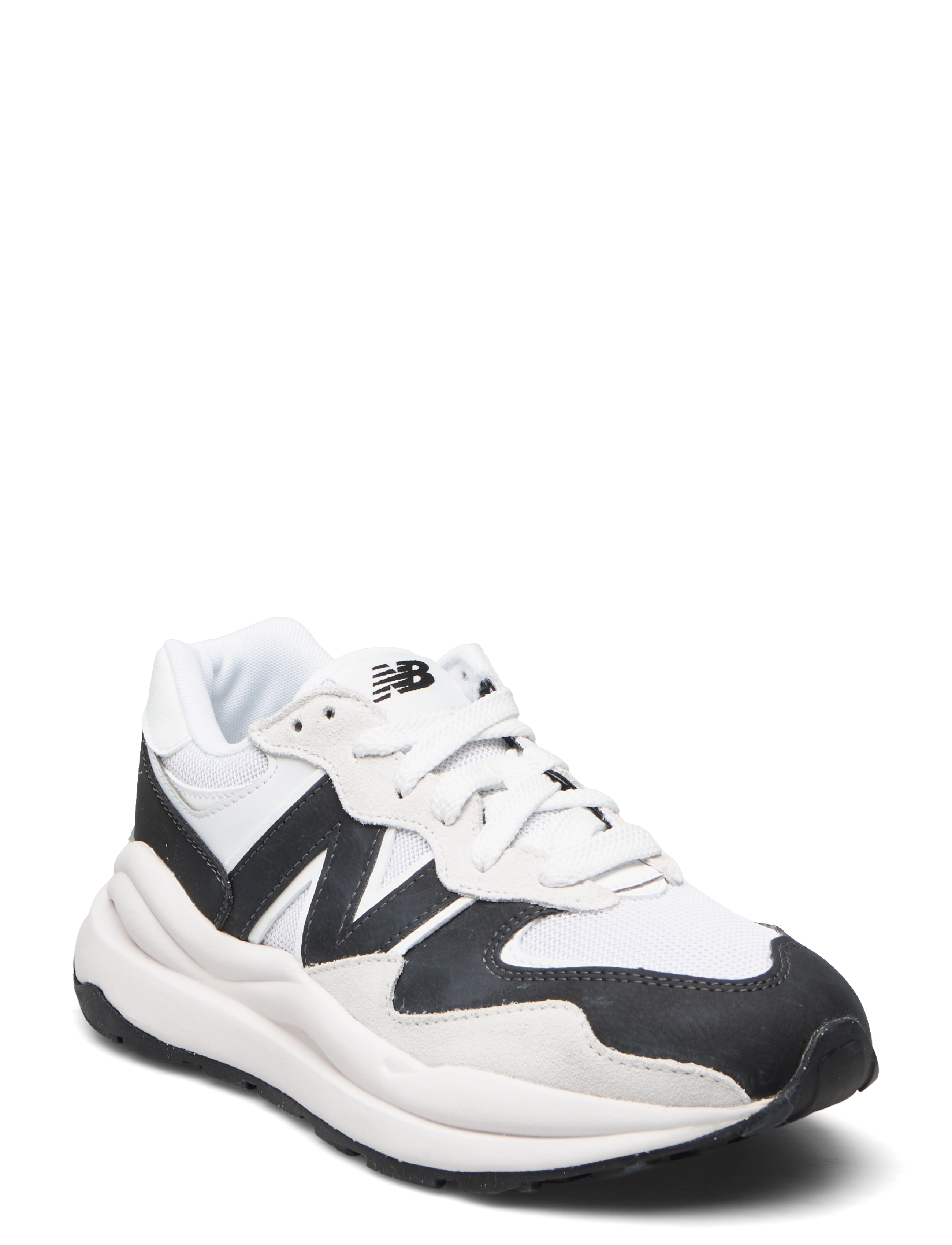 BLACK/WHITE