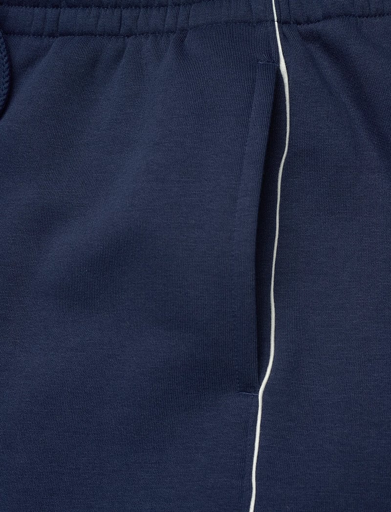 New Balance - Linear Graphic Fleece Short 7" - püksid - nb navy - 2