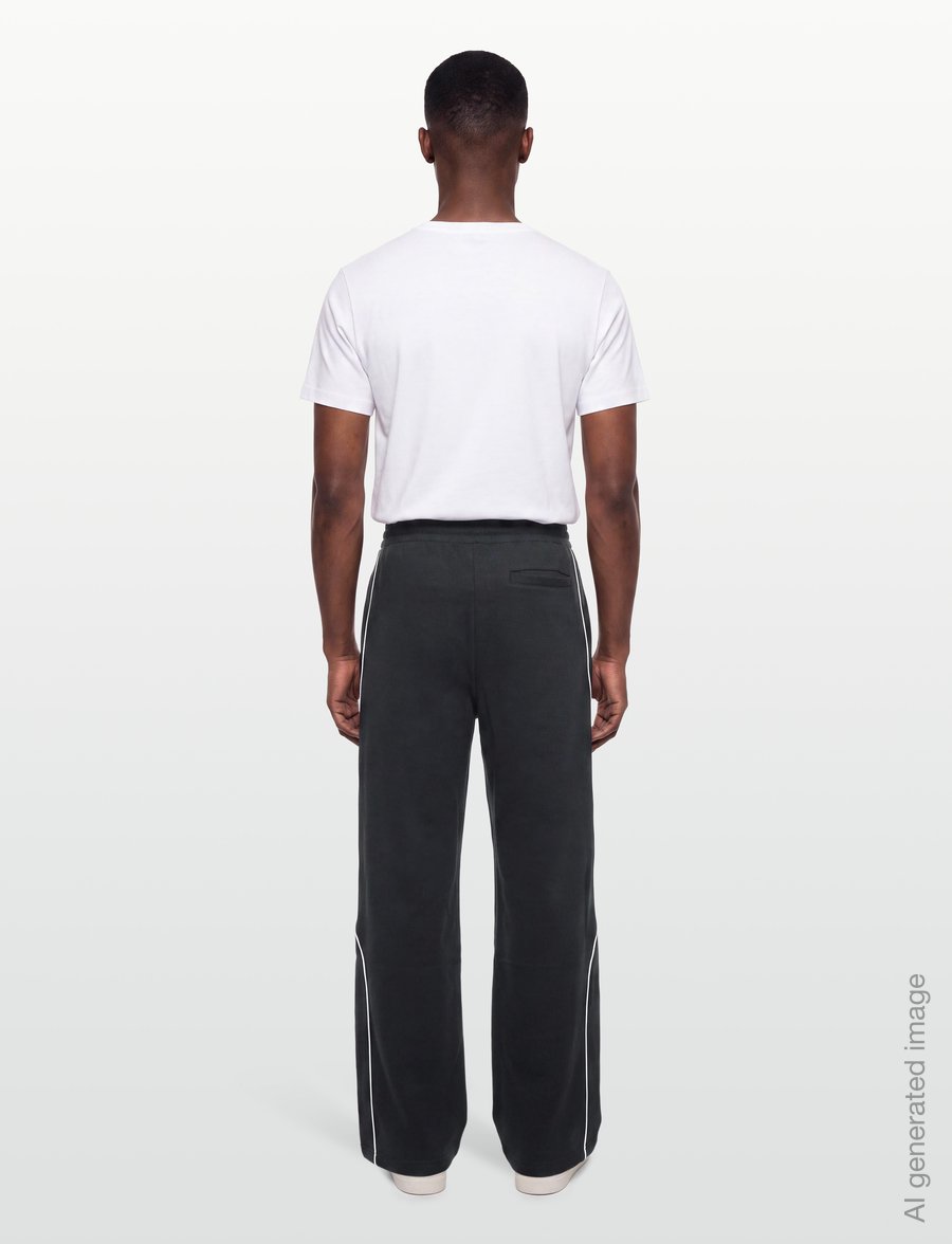New Balance - Trackside Fleece Pant - pants - black - 4
