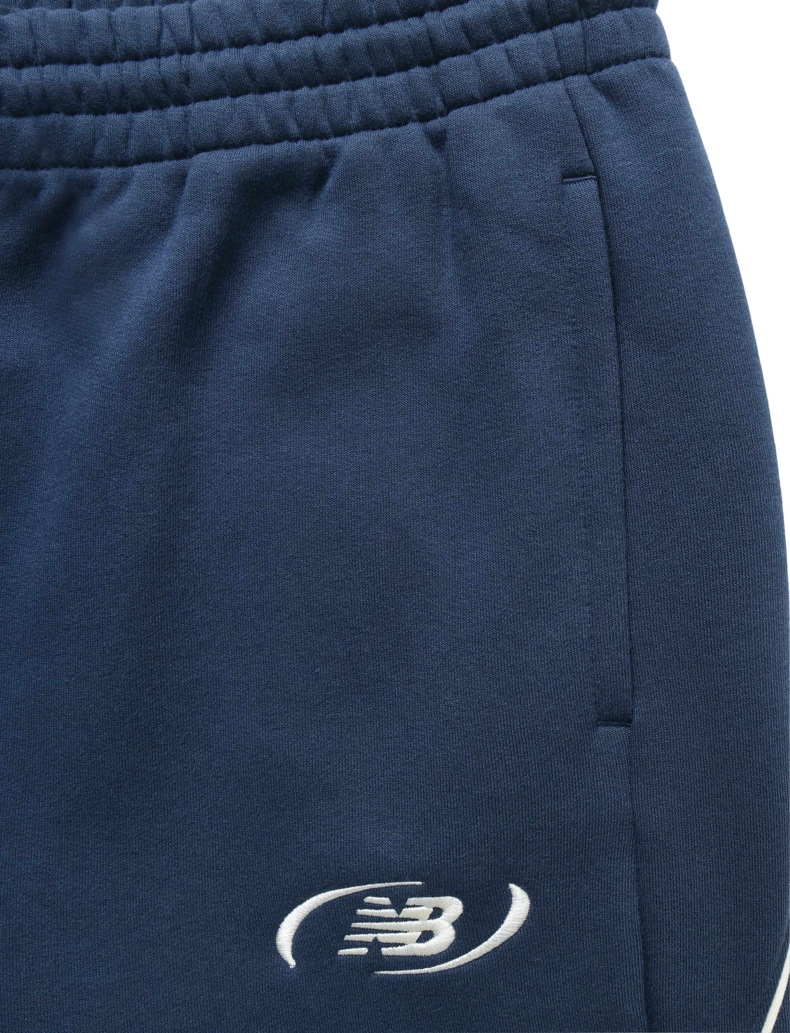 New Balance - Trackside Fleece Pant - nb navy - 3