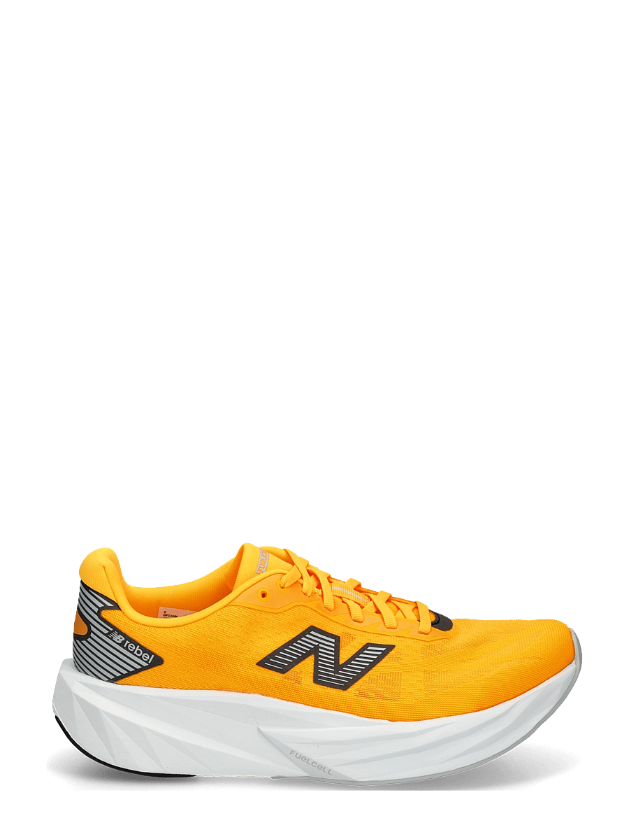 New Balance - New Balance FuelCell Rebel v5 - löparskor - satsuma orange - 2
