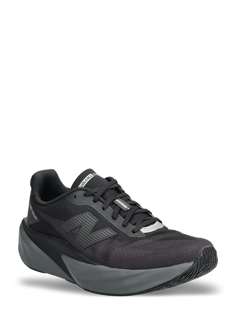 New Balance FuelCell Rebel v5 Sneakers1