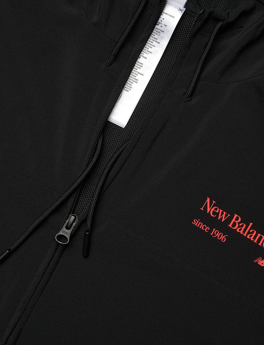 New Balance - Reimagined Woven Graphic Jacket - vabaaja jakid - black - 2