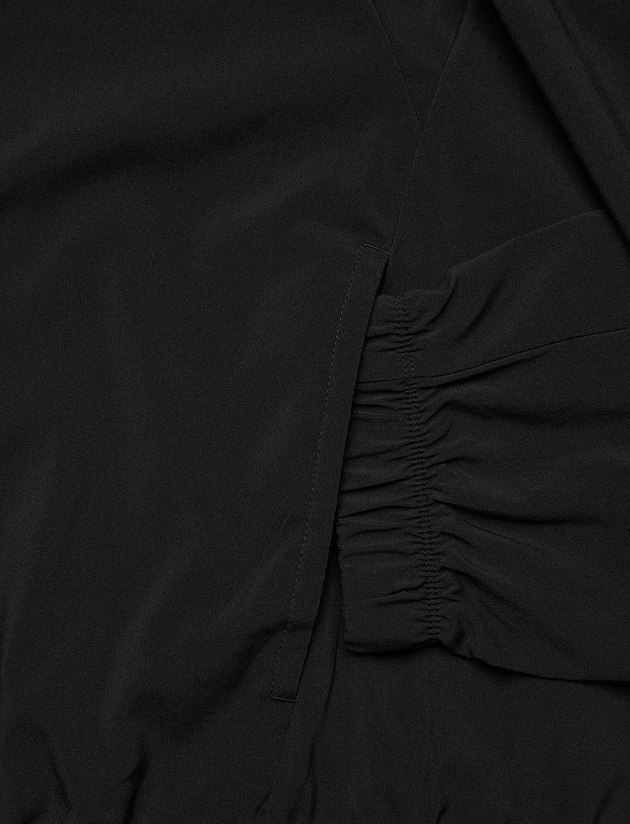 New Balance - Reimagined Woven Graphic Jacket - vabaaja jakid - black - 4