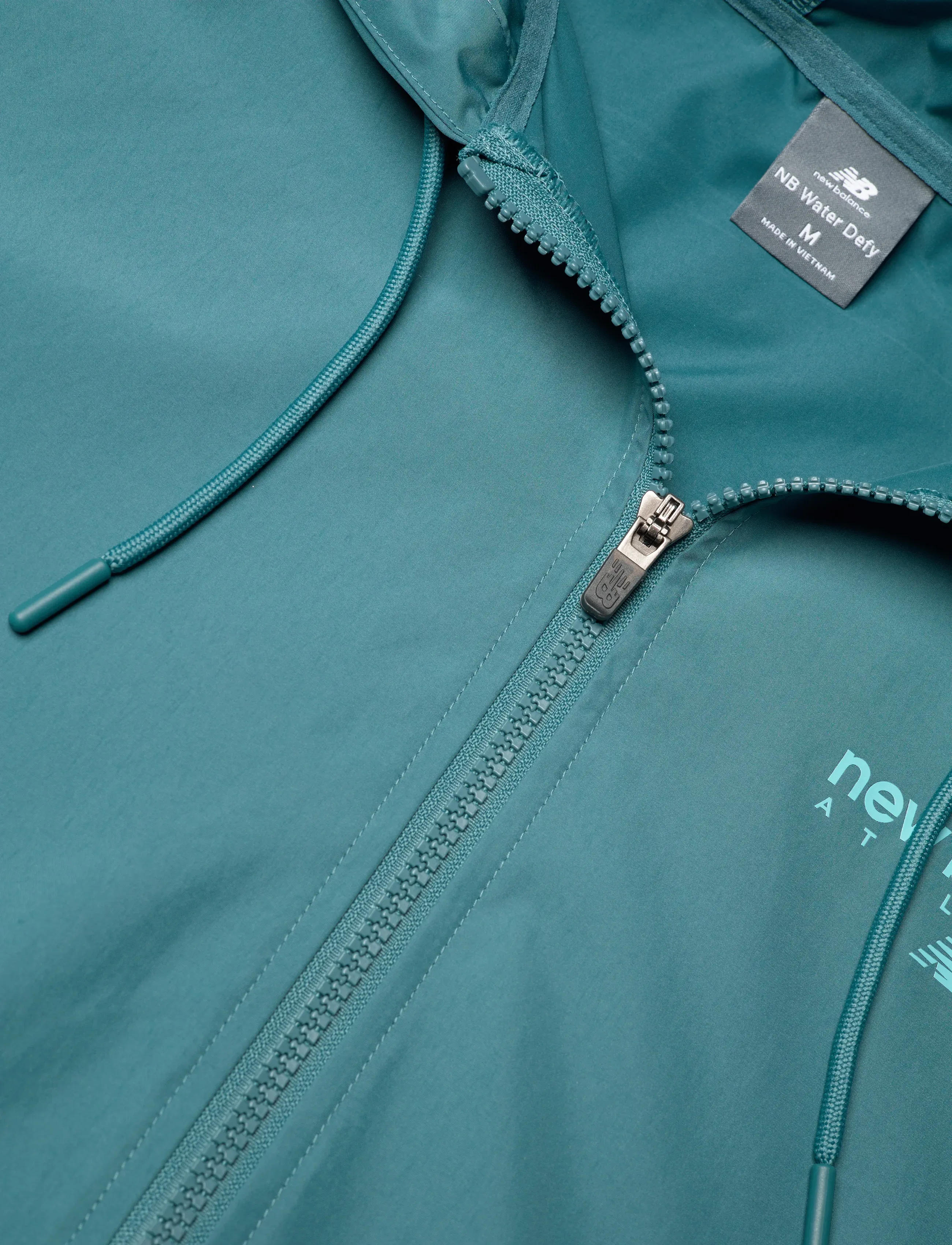 New Balance - Linear Graphic Woven Jacket - sportjackor - big teal - 2