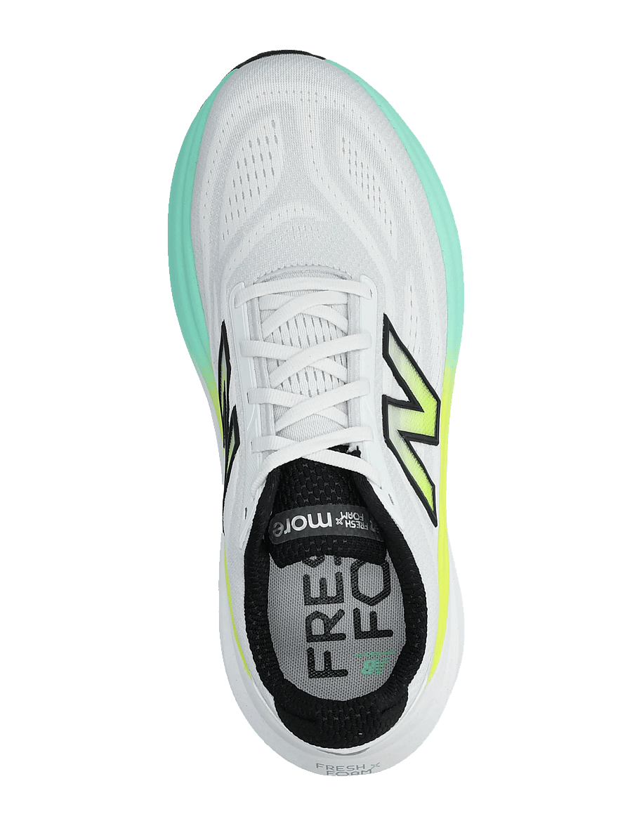 New Balance - New Balance FreshFoam More v6 - löparskor - white - 3
