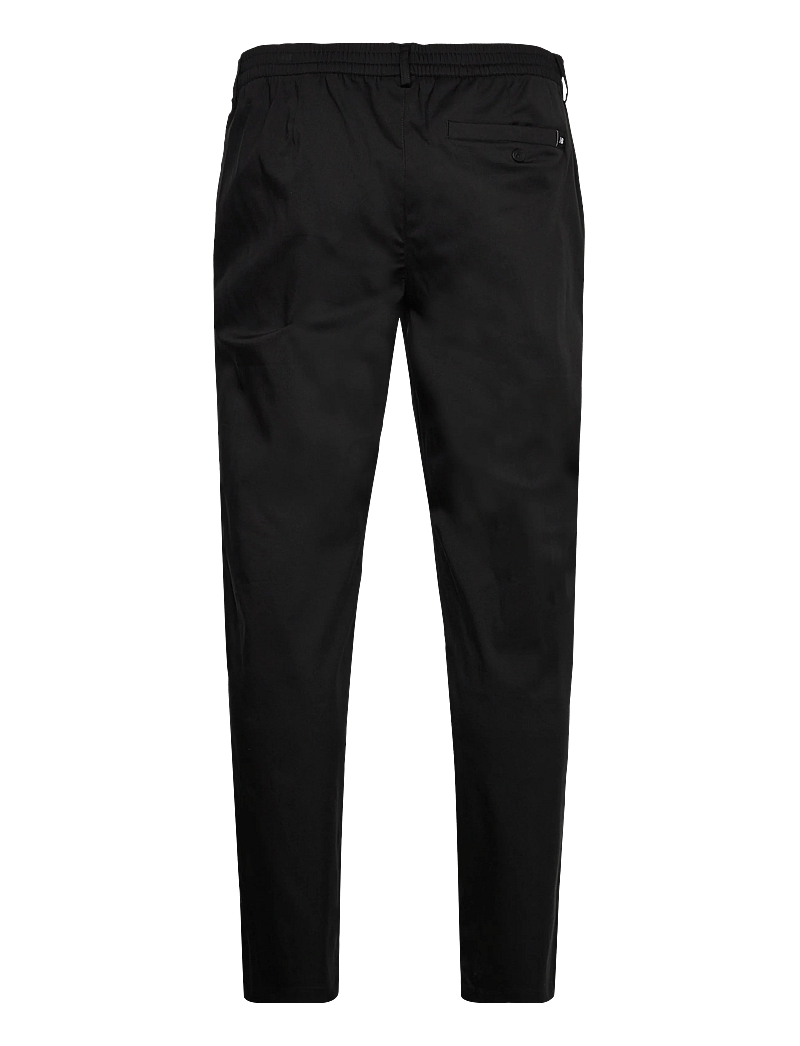 New Balance - Athletics Standard Tapered Pant 30" - vabaajapüksid - black - 1