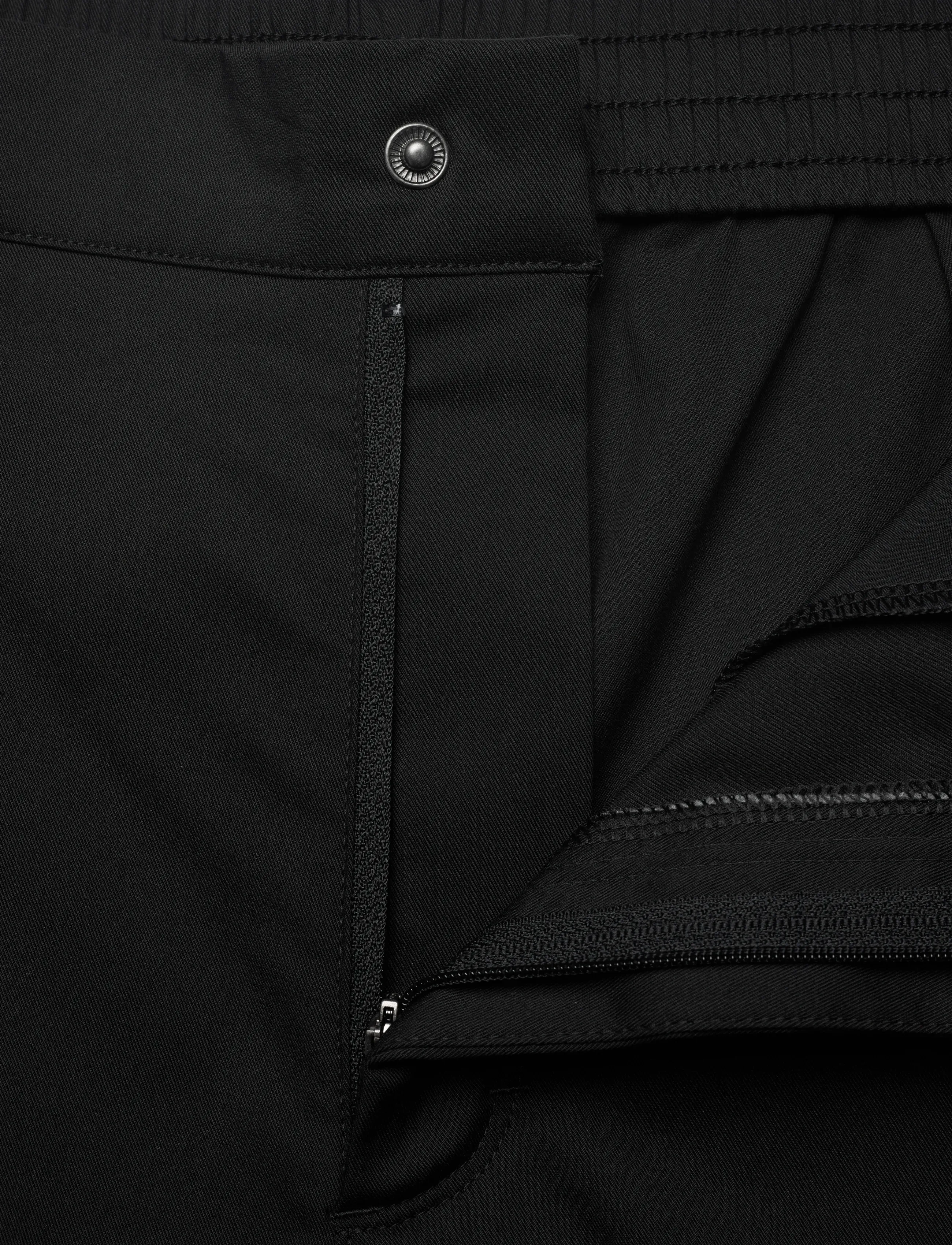 New Balance - Athletics Standard Tapered Pant 30" - casual trousers - black - 3