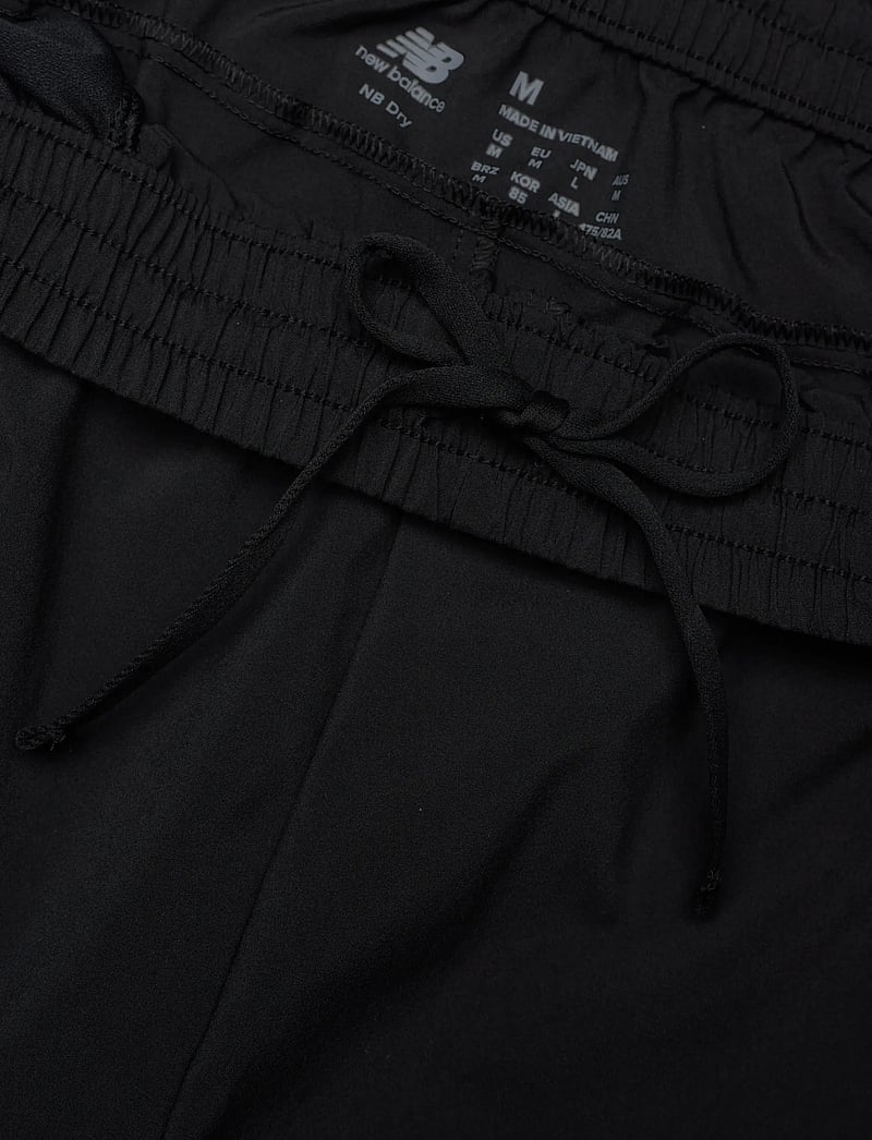 New Balance - Reimagined Woven Jogger - træningsbukser - black - 2