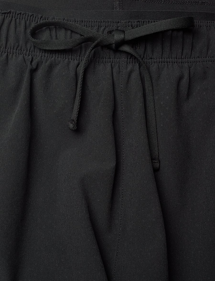New Balance - RC Split Short 3" - laufshorts - black - 4