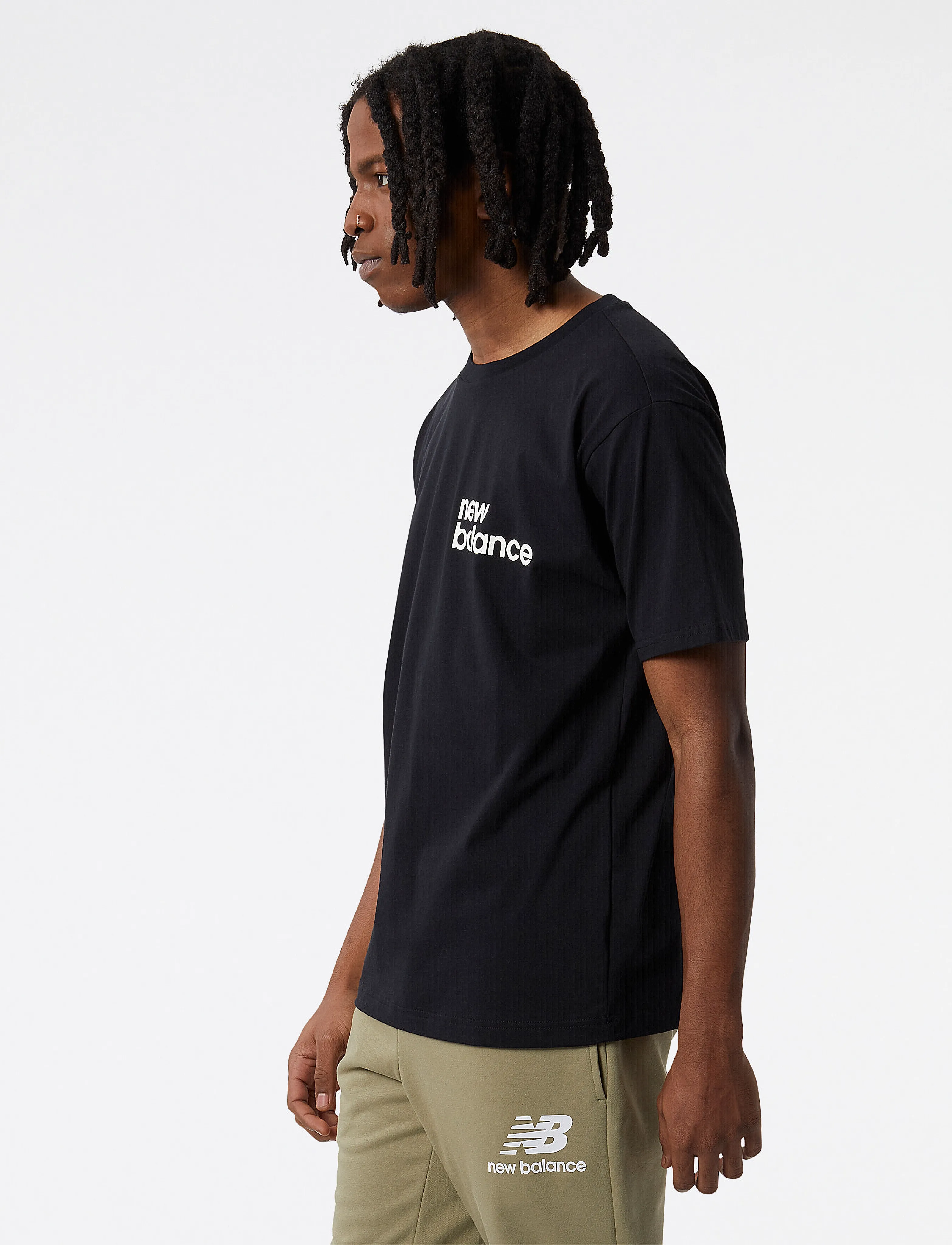 New Balance - NB Essentials Graphic Short Sleeve 1 - black - 3