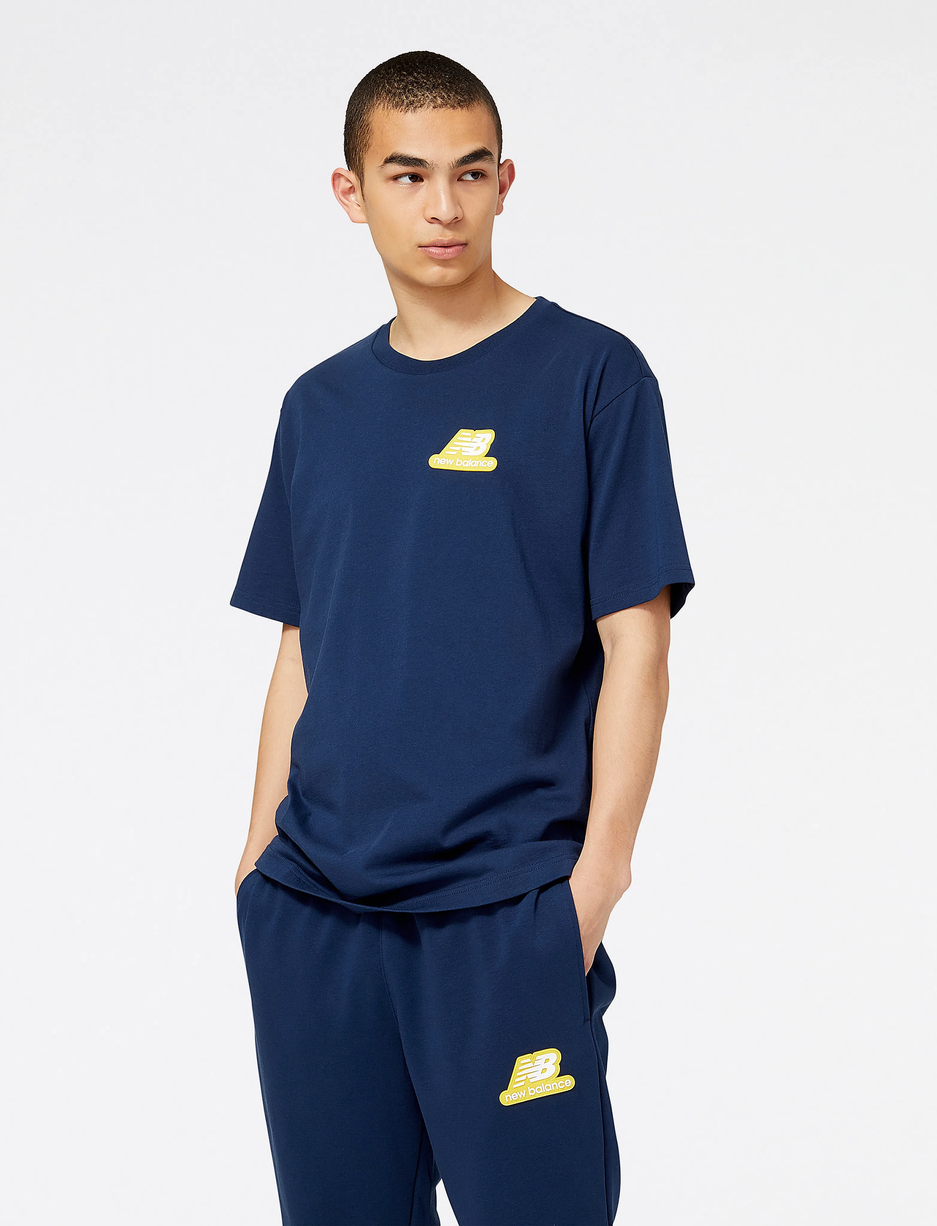 New Balance - NB Essentials Rubber Pack Logo Tee - natural indigo - 2