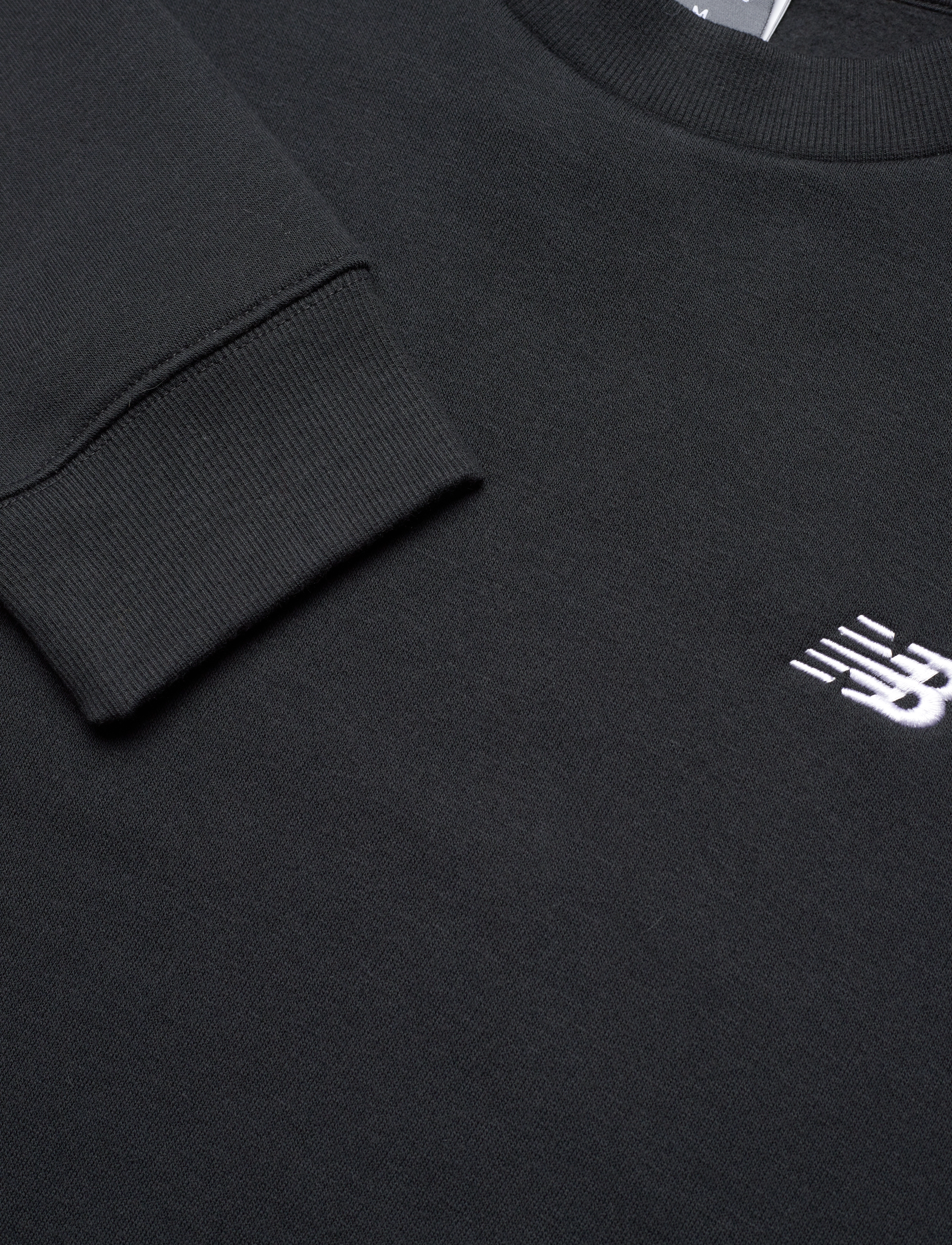 New Balance - Sport Essentials Fleece Crew - sport - black - 2