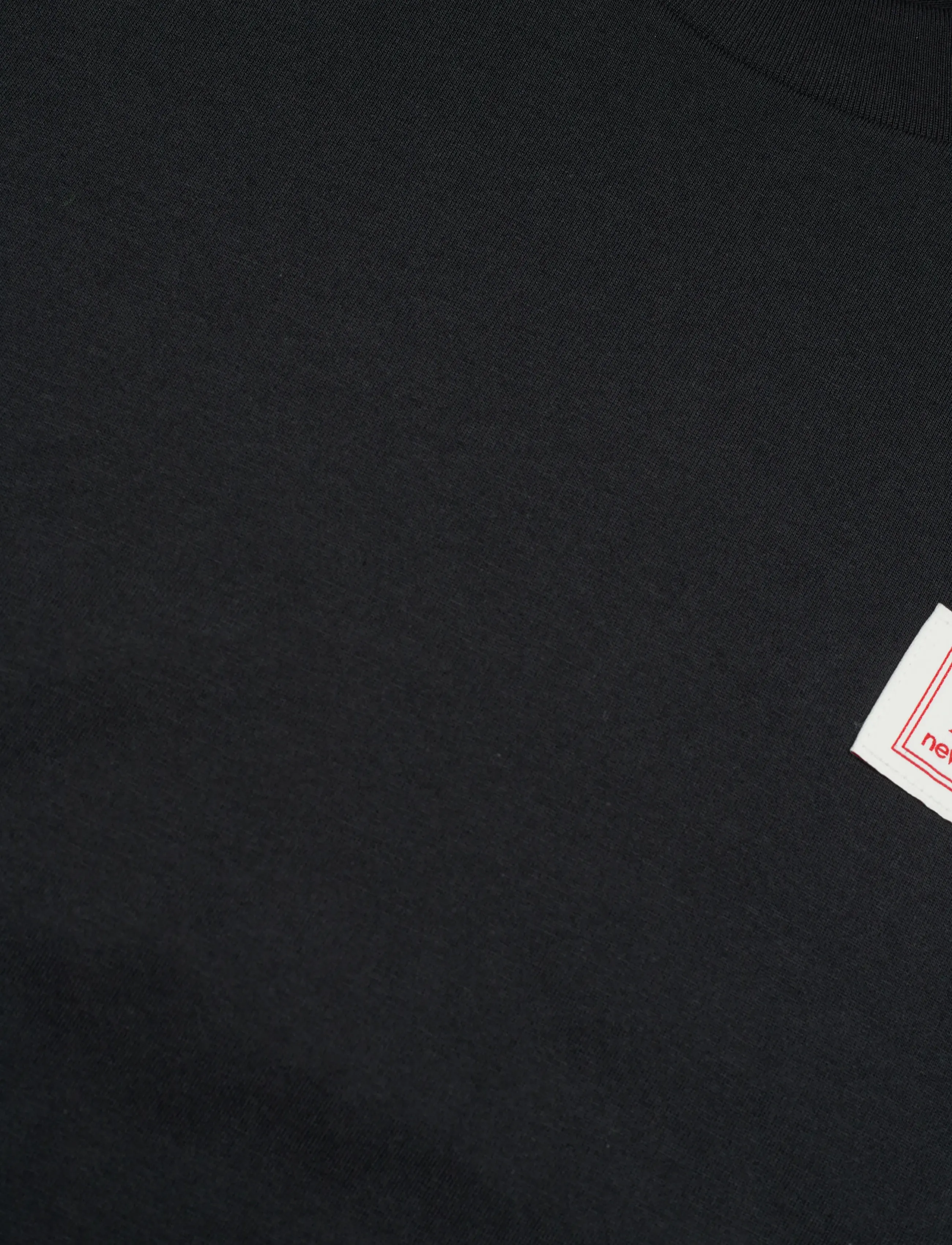 New Balance - Woven Label T-Shirt - black - 2