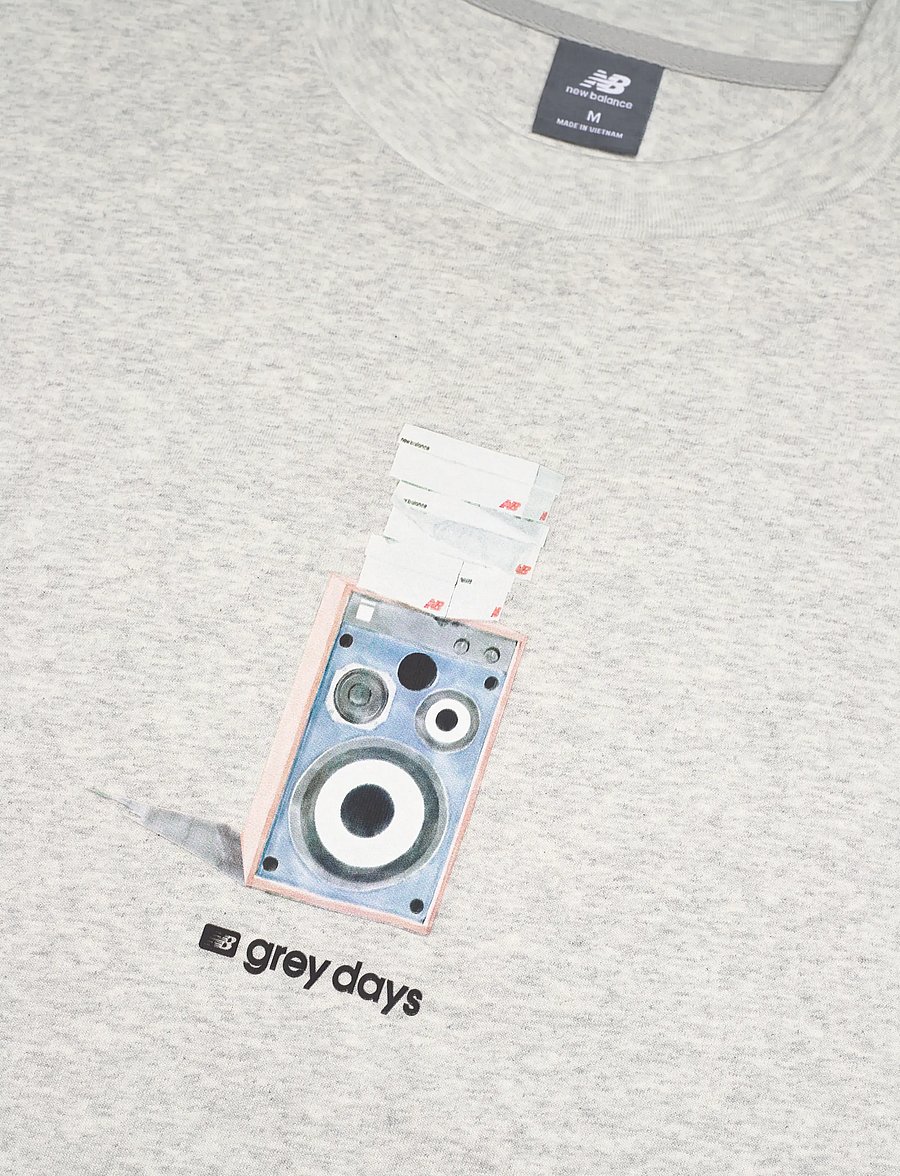 New Balance - Grey Days Speaker T-Shirt - t-shirts - ash heather - 2