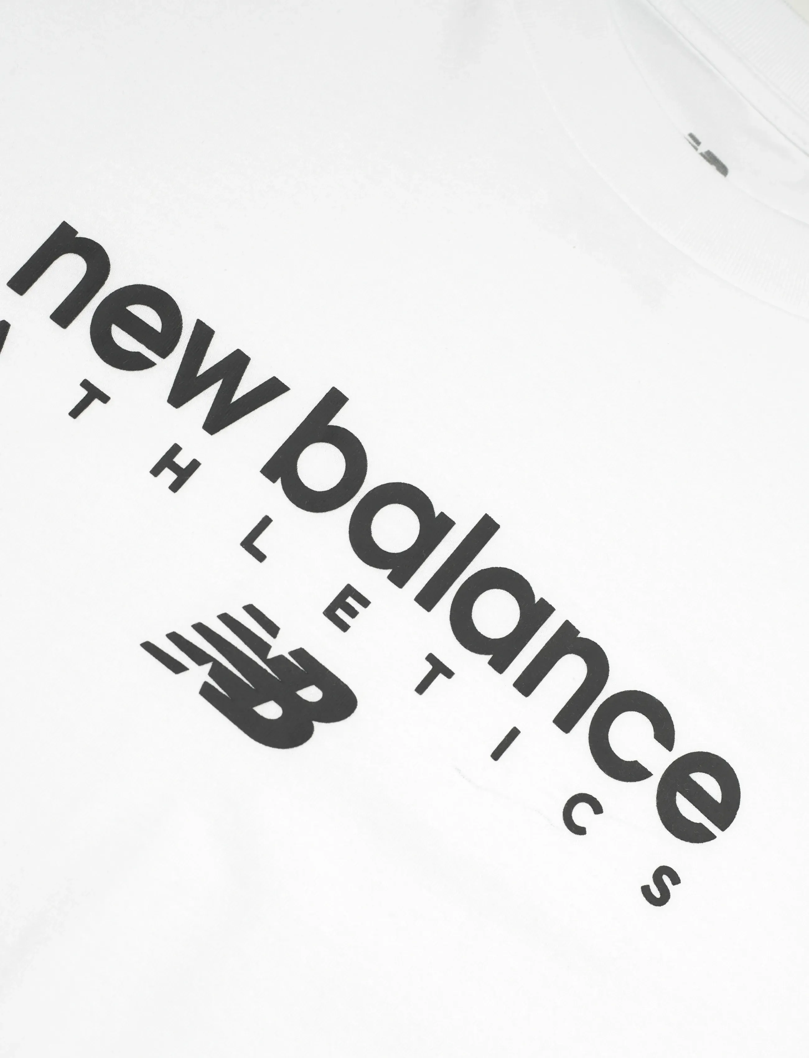 New Balance - Linear Graphic T-Shirt - oberteile & t-shirts - white - 2