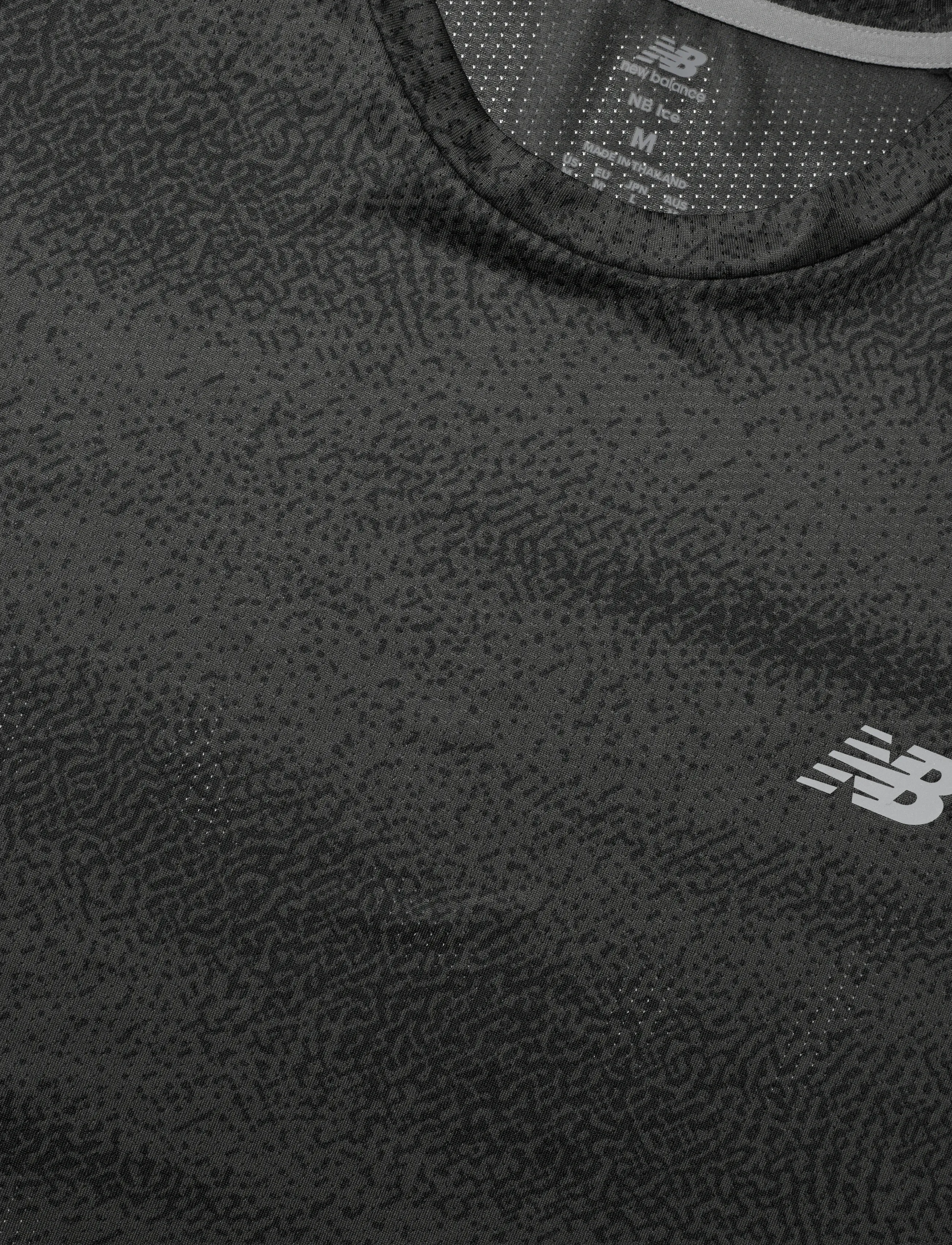 New Balance - Athletics Printed T-Shirt - t-shirts - black/grey - 2